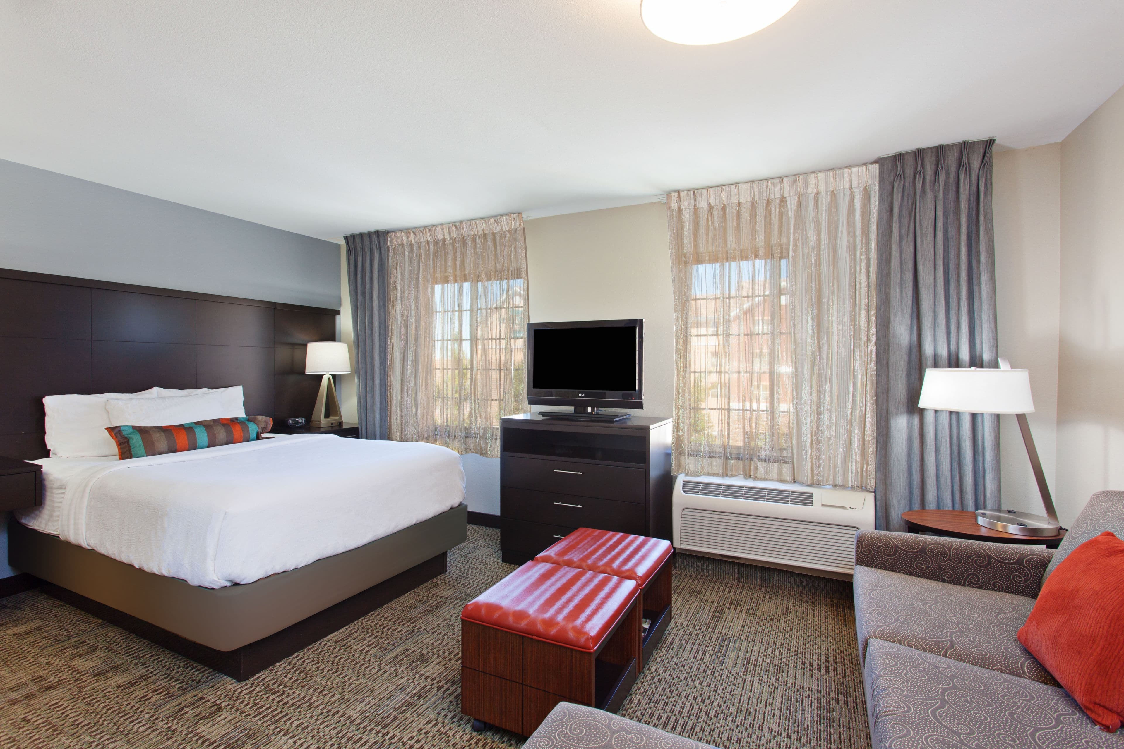 Staybridge Suites Fairfield Napa Valley Area - Image 3