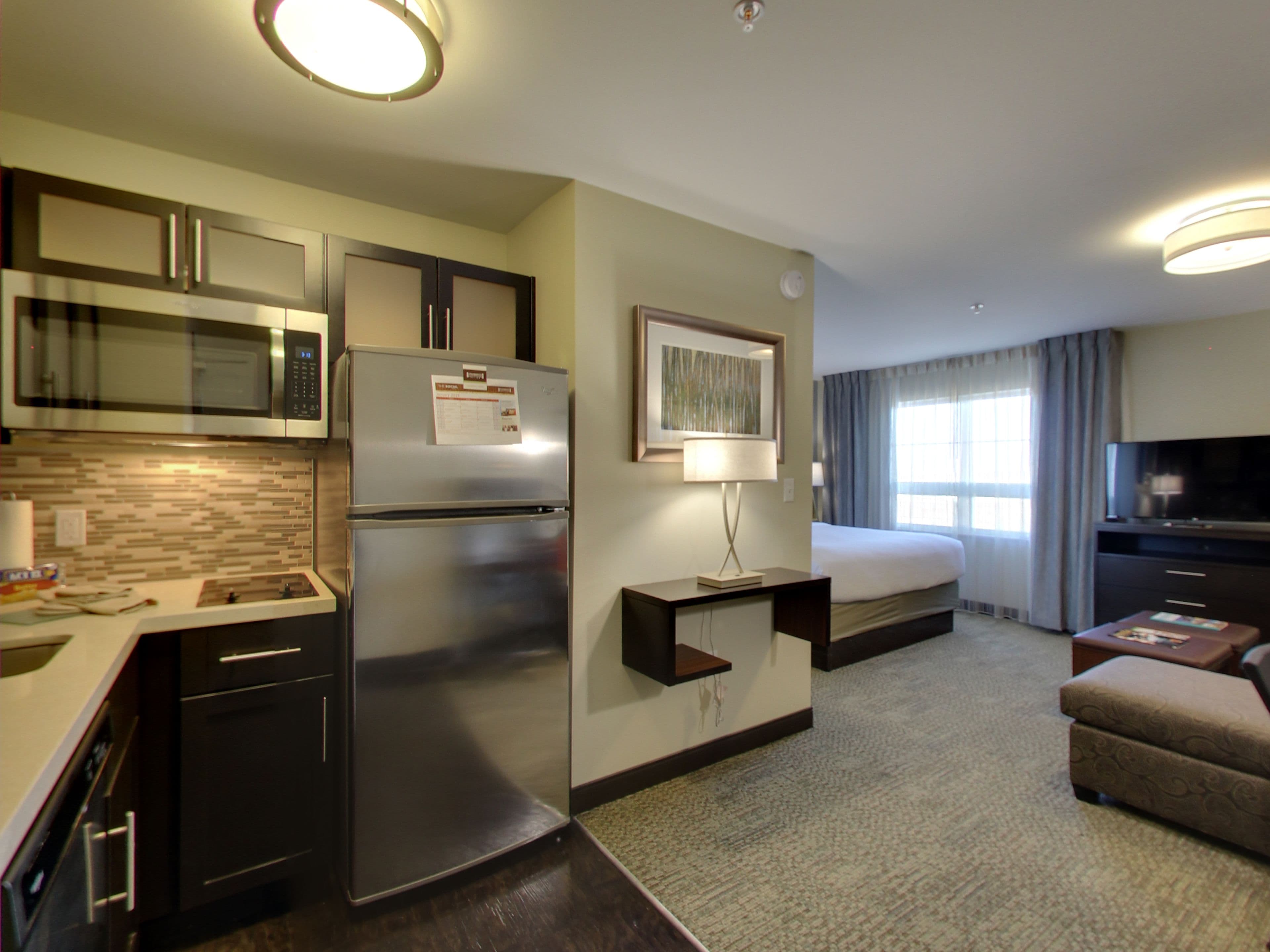 Staybridge Suites Madison - Fitchburg - Image 2