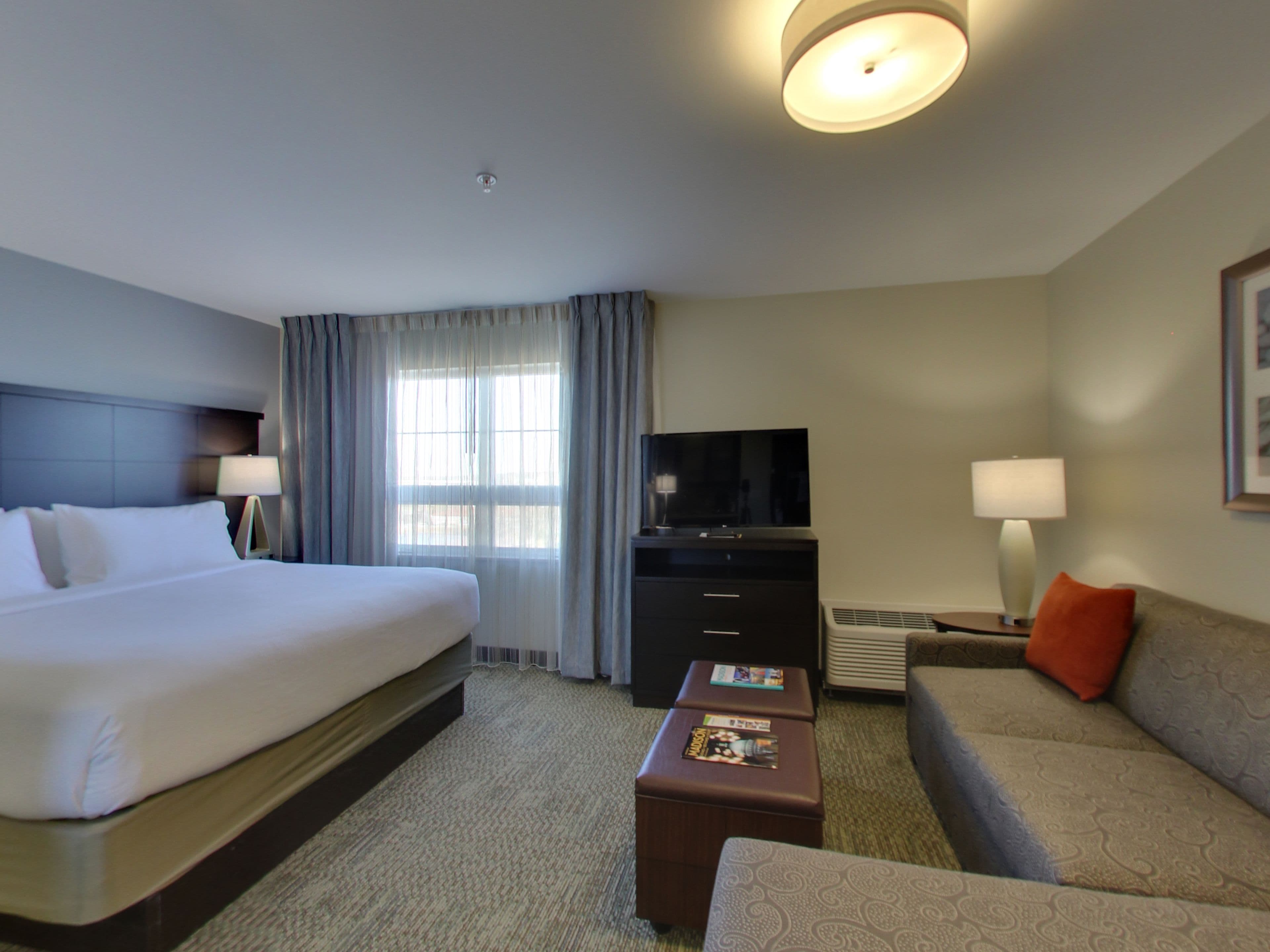 Staybridge Suites Madison - Fitchburg — 15