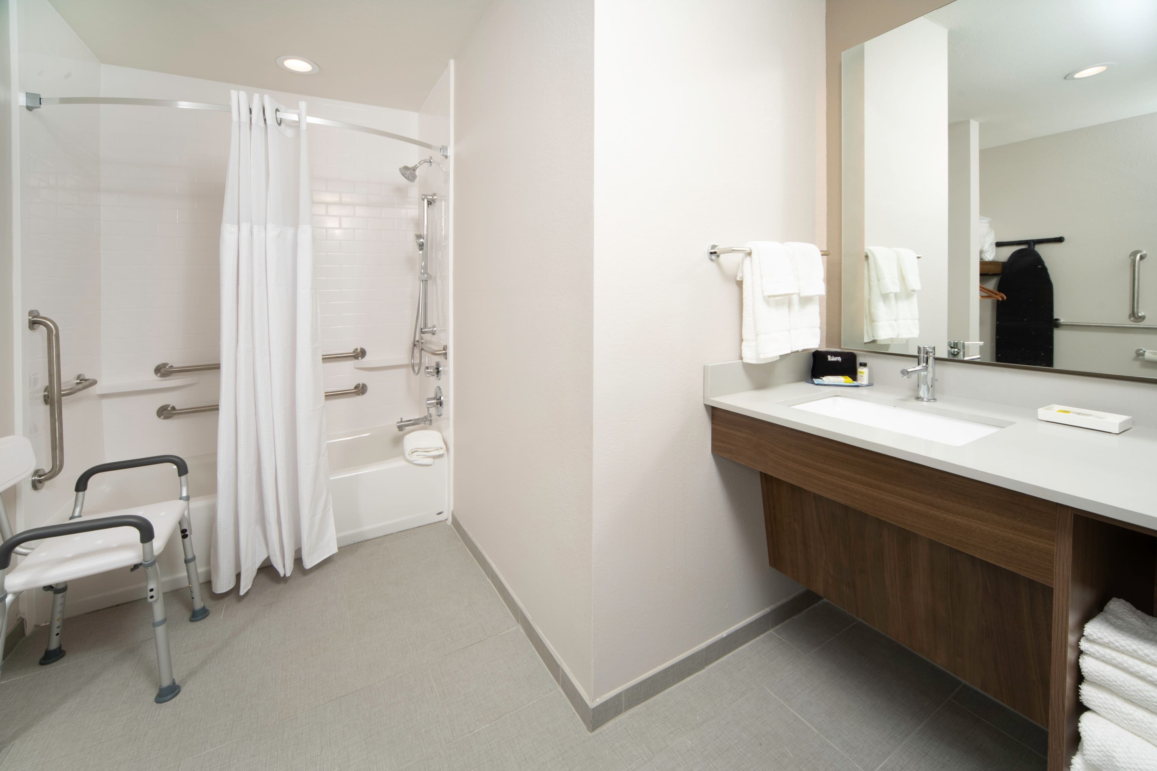 Staybridge Suites Florence - Cincinnati South — 12