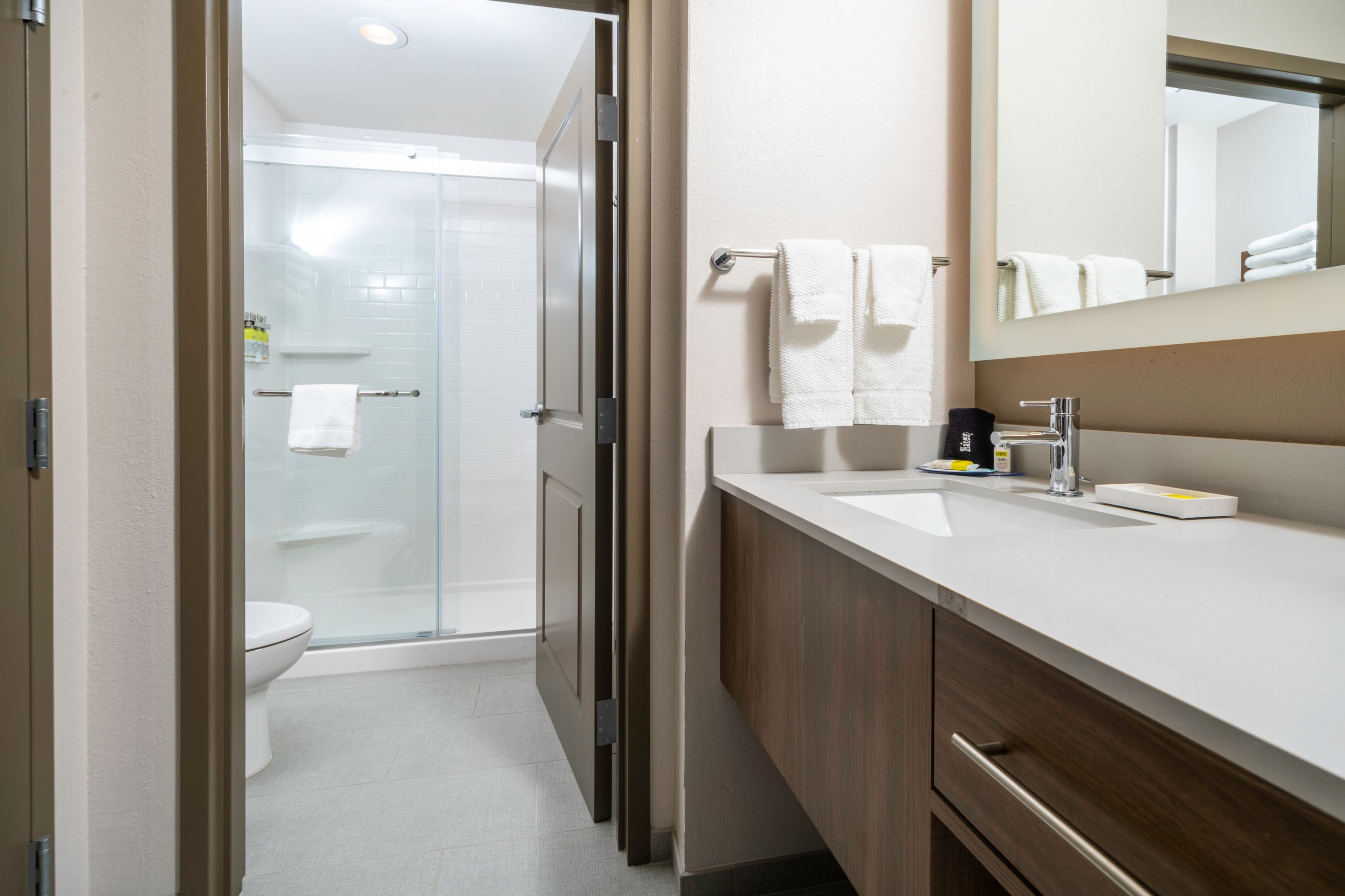 Staybridge Suites Florence - Cincinnati South - Image 5