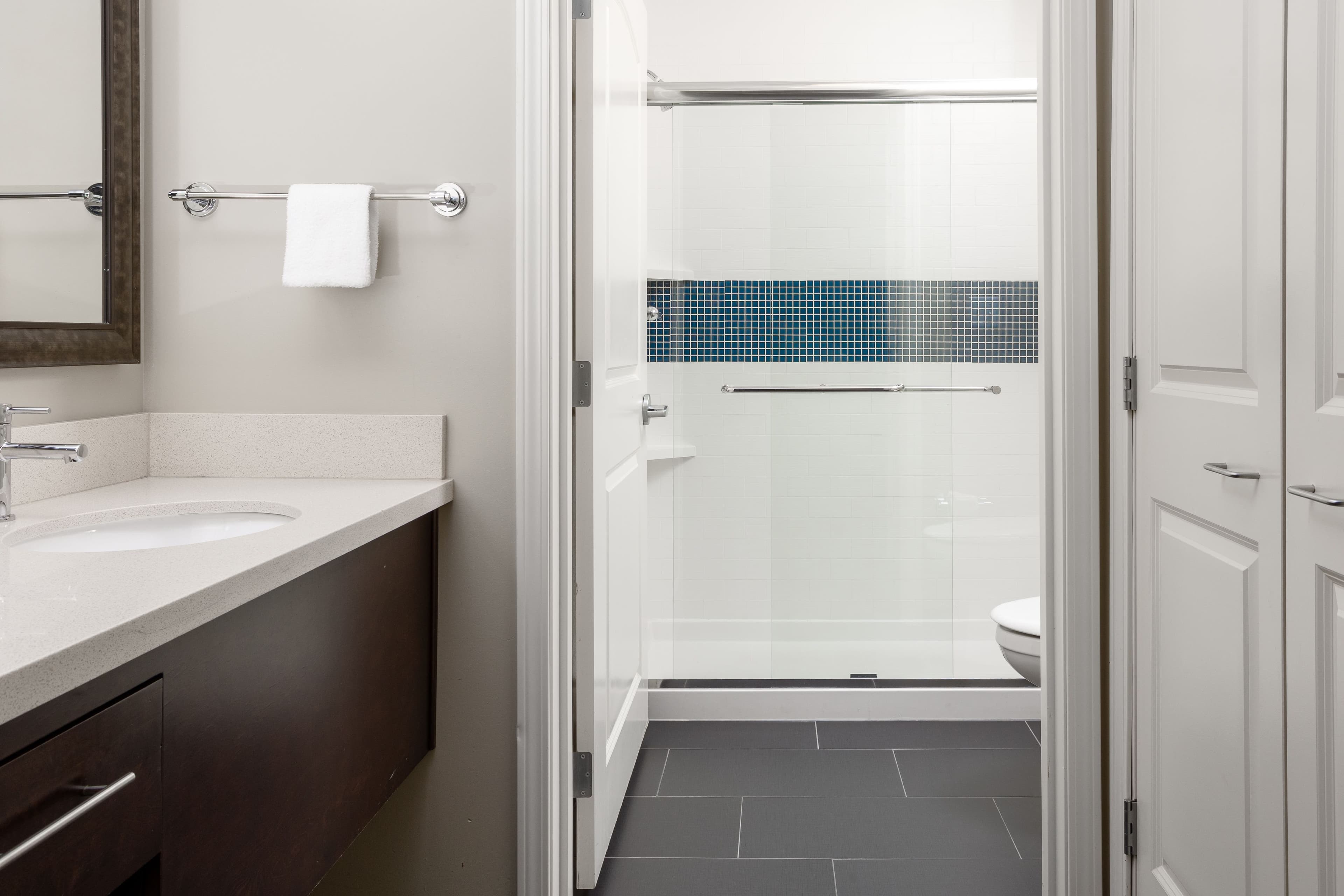 Staybridge Suites Sacramento - Folsom — 11