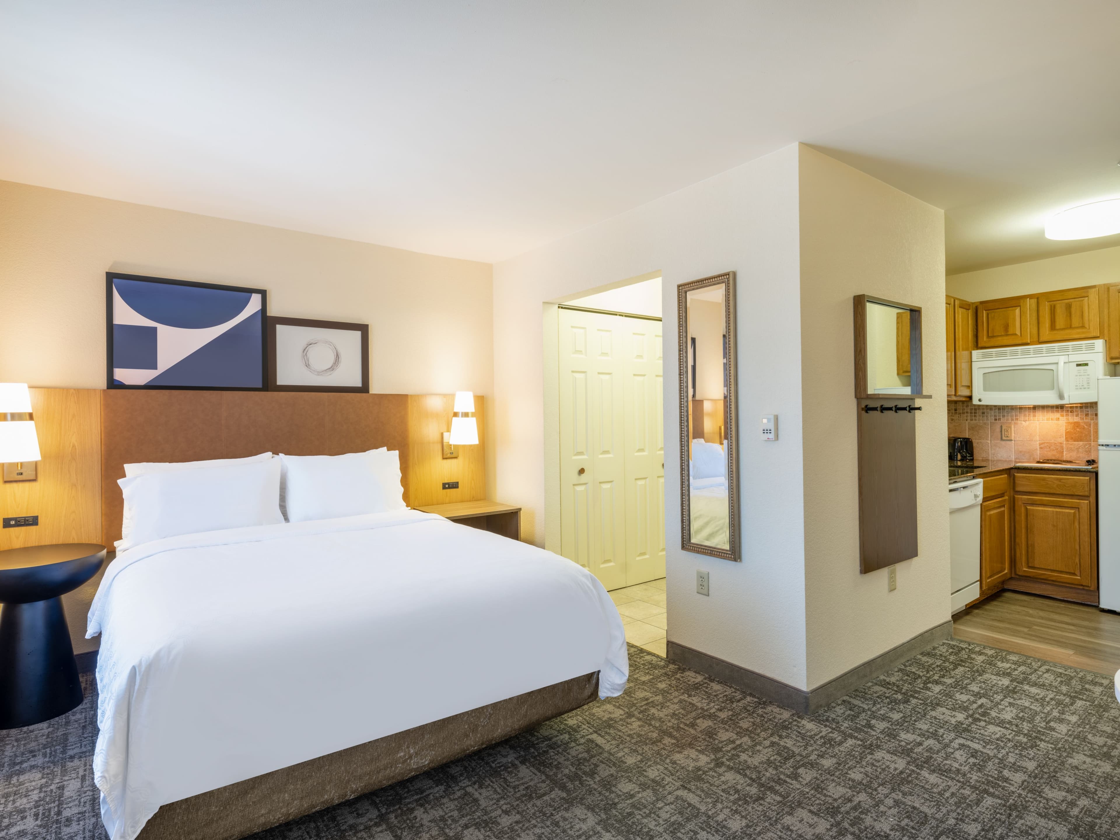 Staybridge Suites Milwaukee Airport South — 7