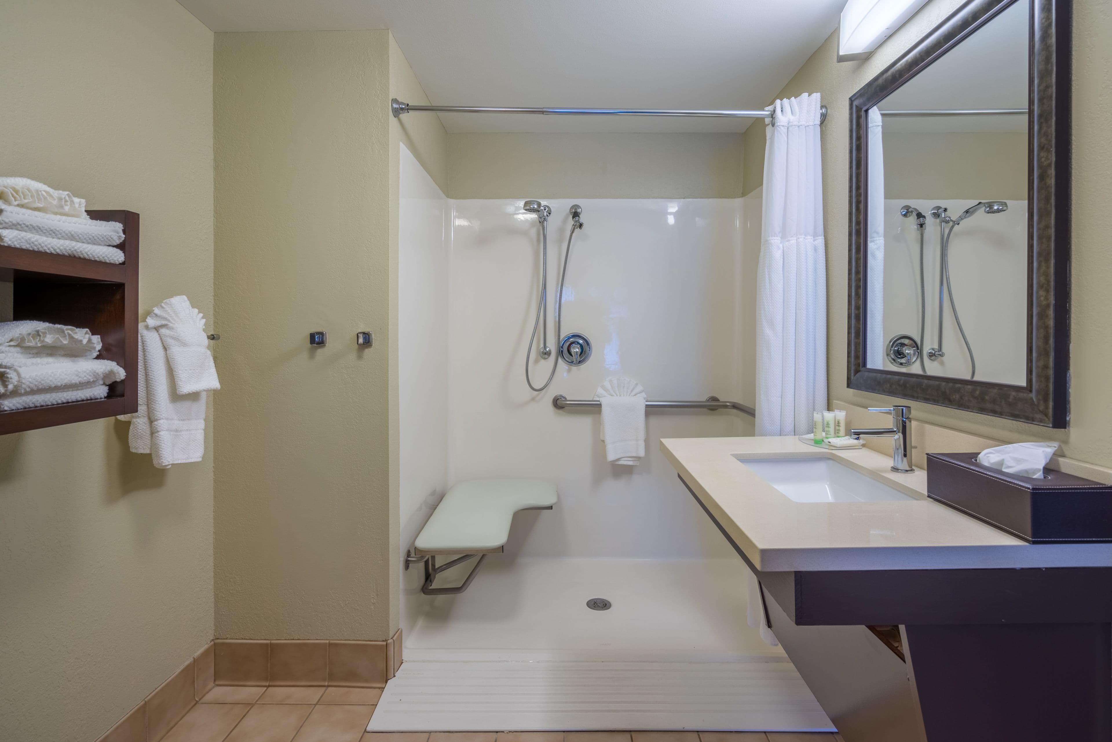 Staybridge Suites Wilmington - Brandywine Valley — 12