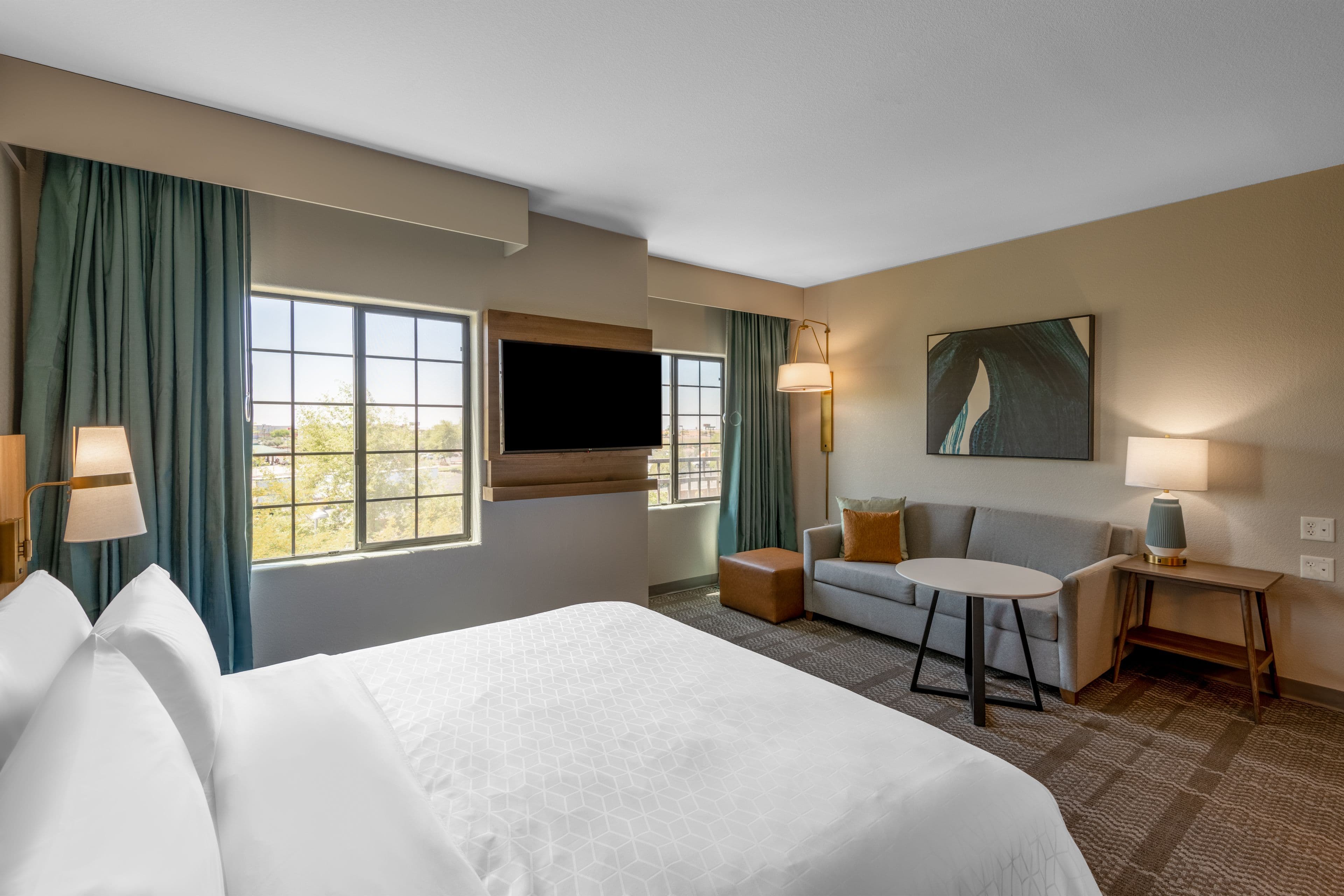 Staybridge Suites Phoenix - Glendale Sports Dist - Image 3