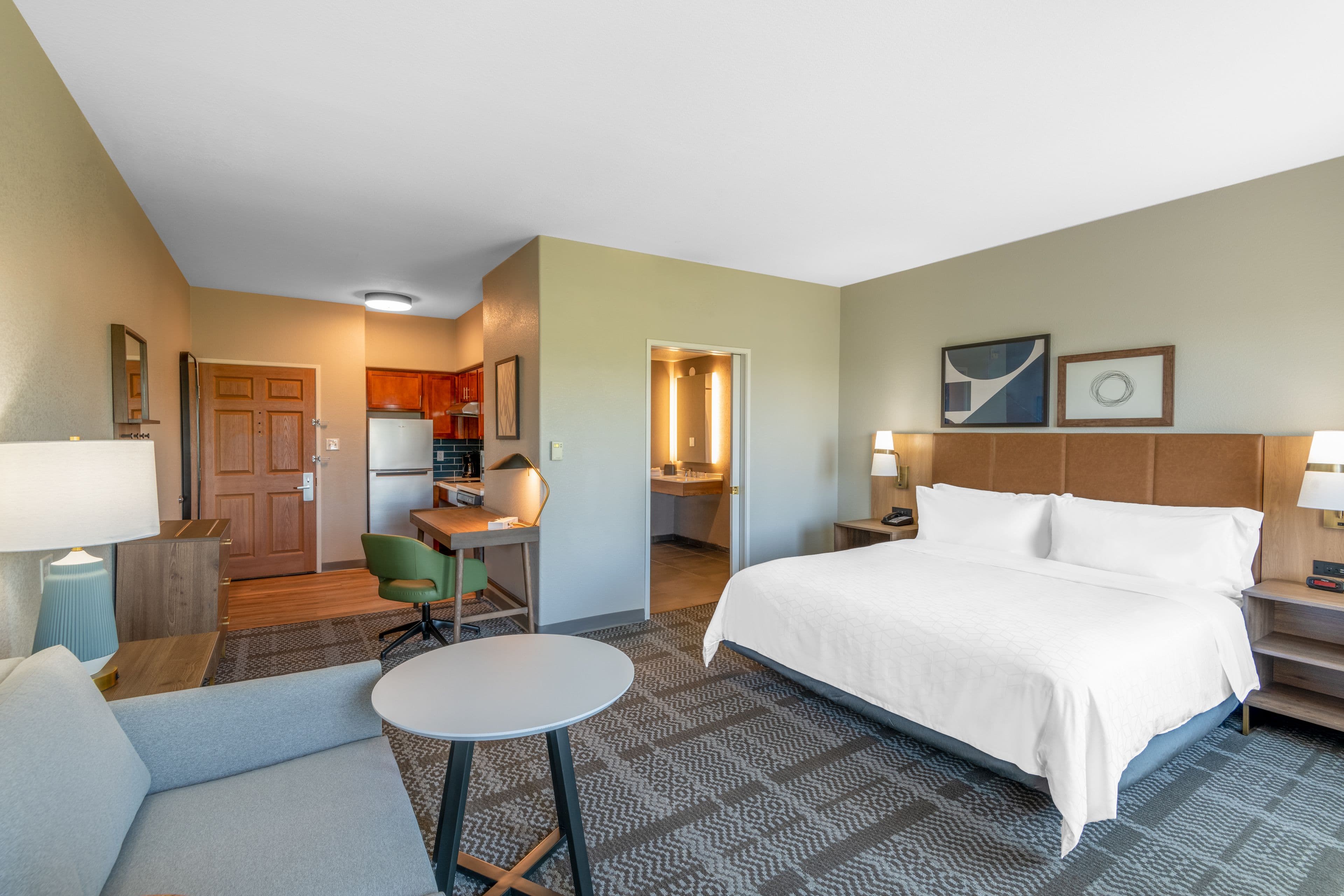 Staybridge Suites Phoenix - Glendale Sports Dist — 13