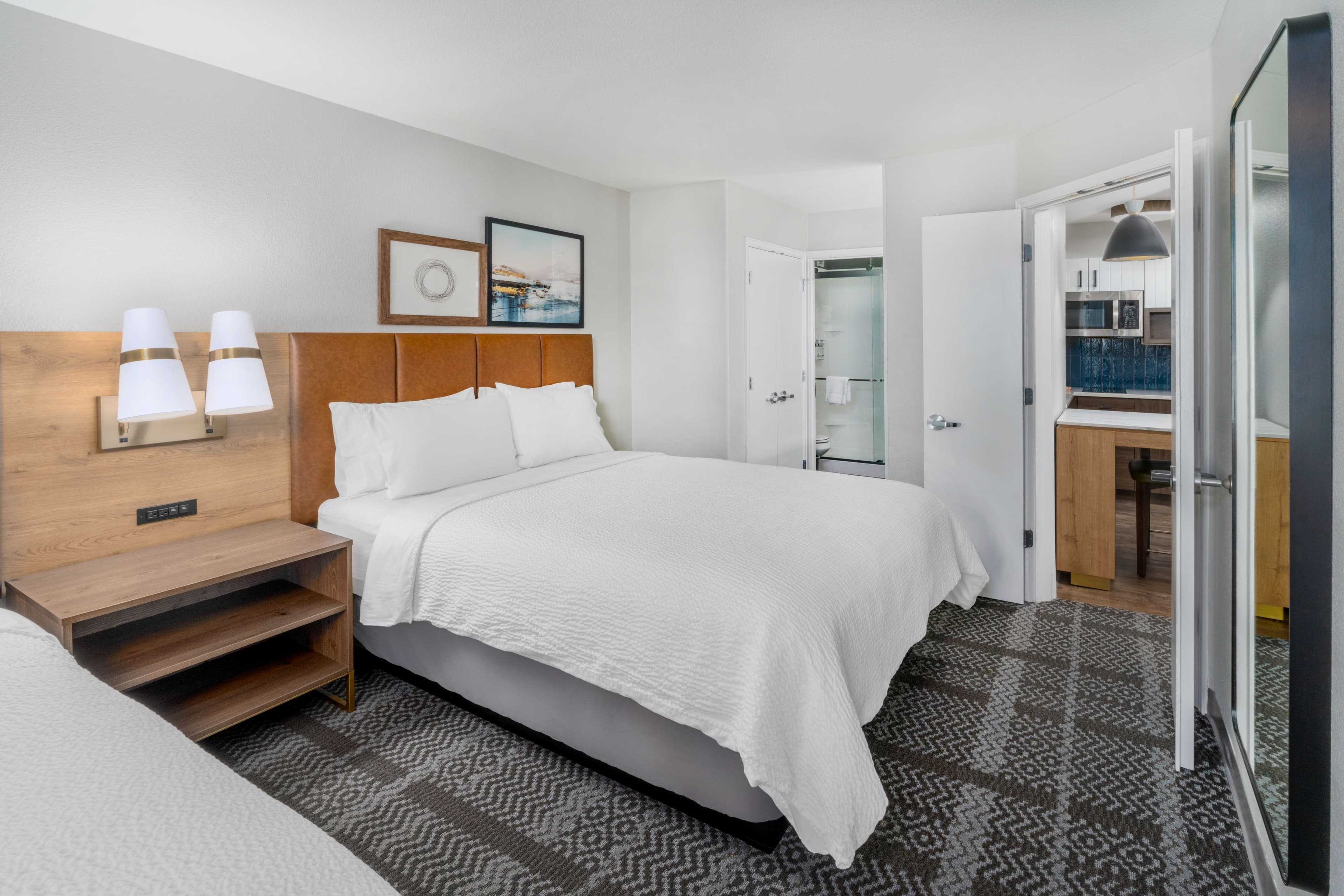 Staybridge Suites Denver-Cherry Creek — 15