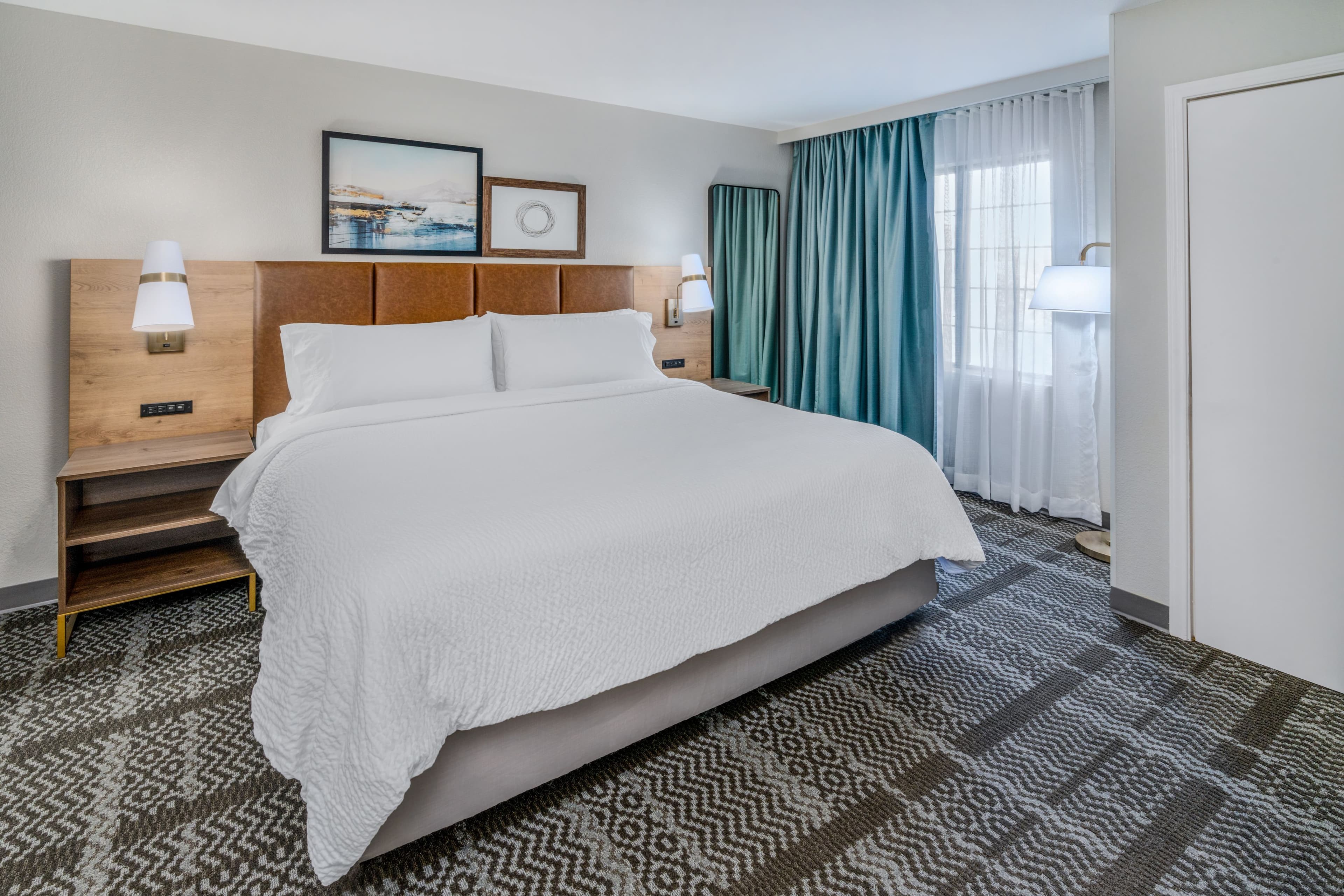 Staybridge Suites Denver-Cherry Creek — 9