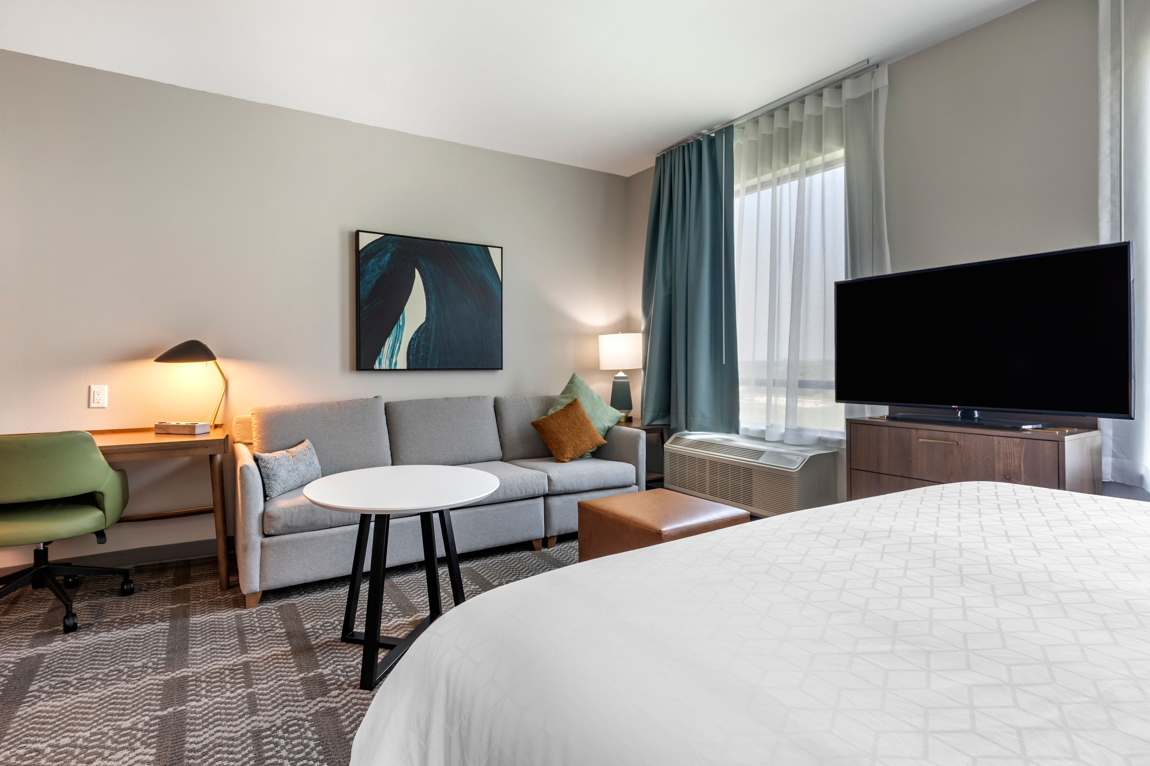 Staybridge Suites Dallas - Grand Prairie — 6