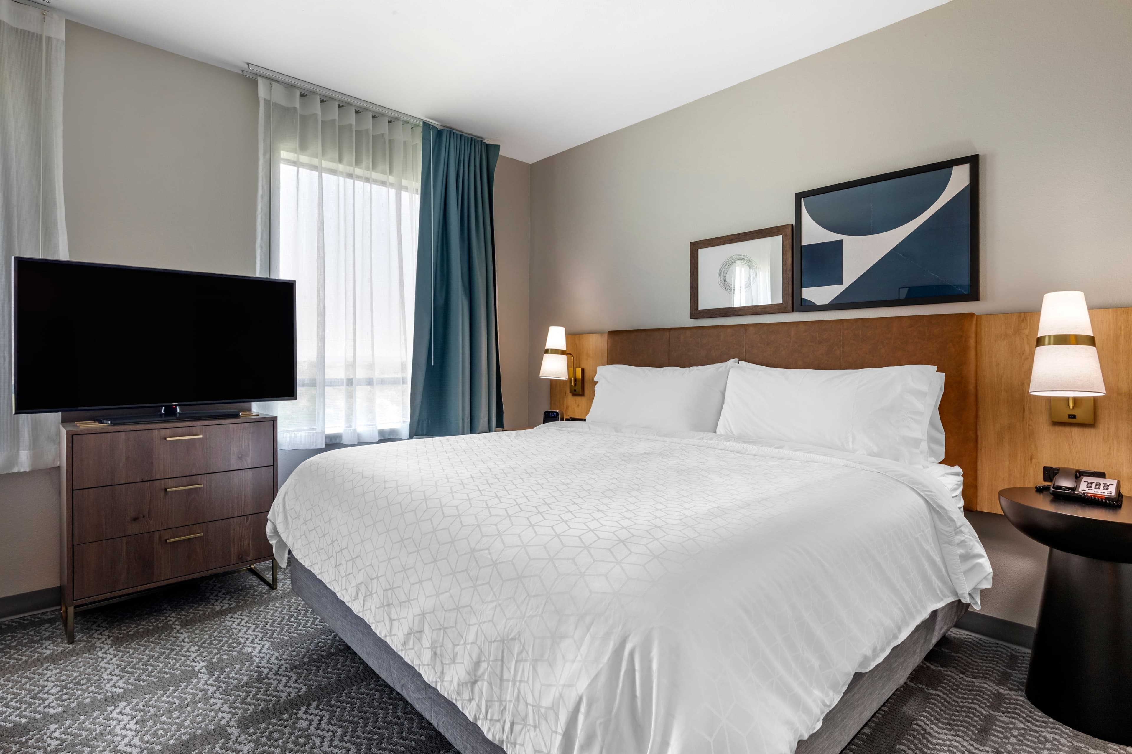 Staybridge Suites Dallas - Grand Prairie — 7