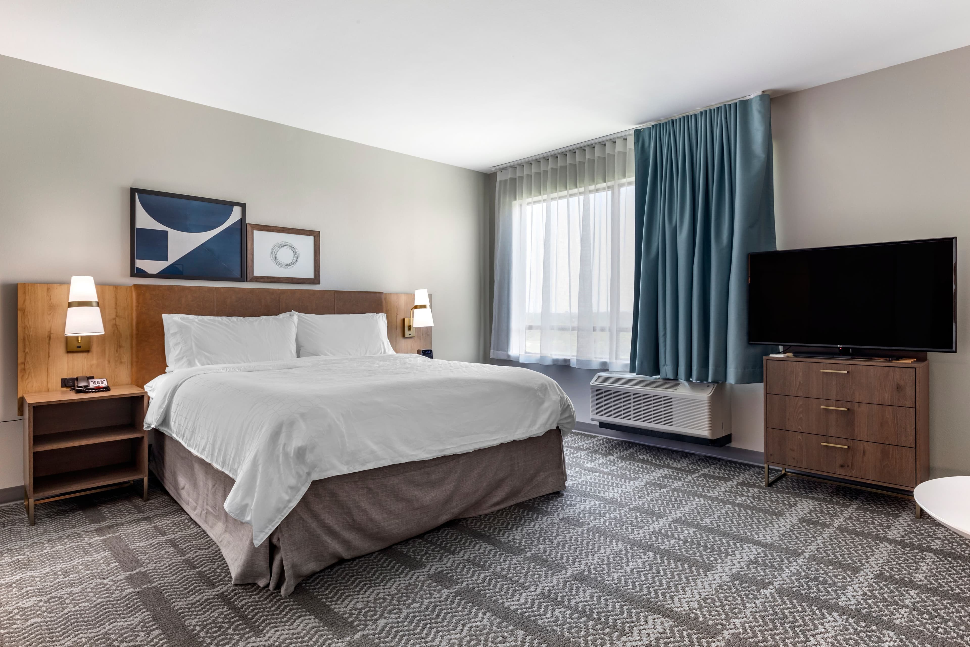Staybridge Suites Dallas - Grand Prairie — 22