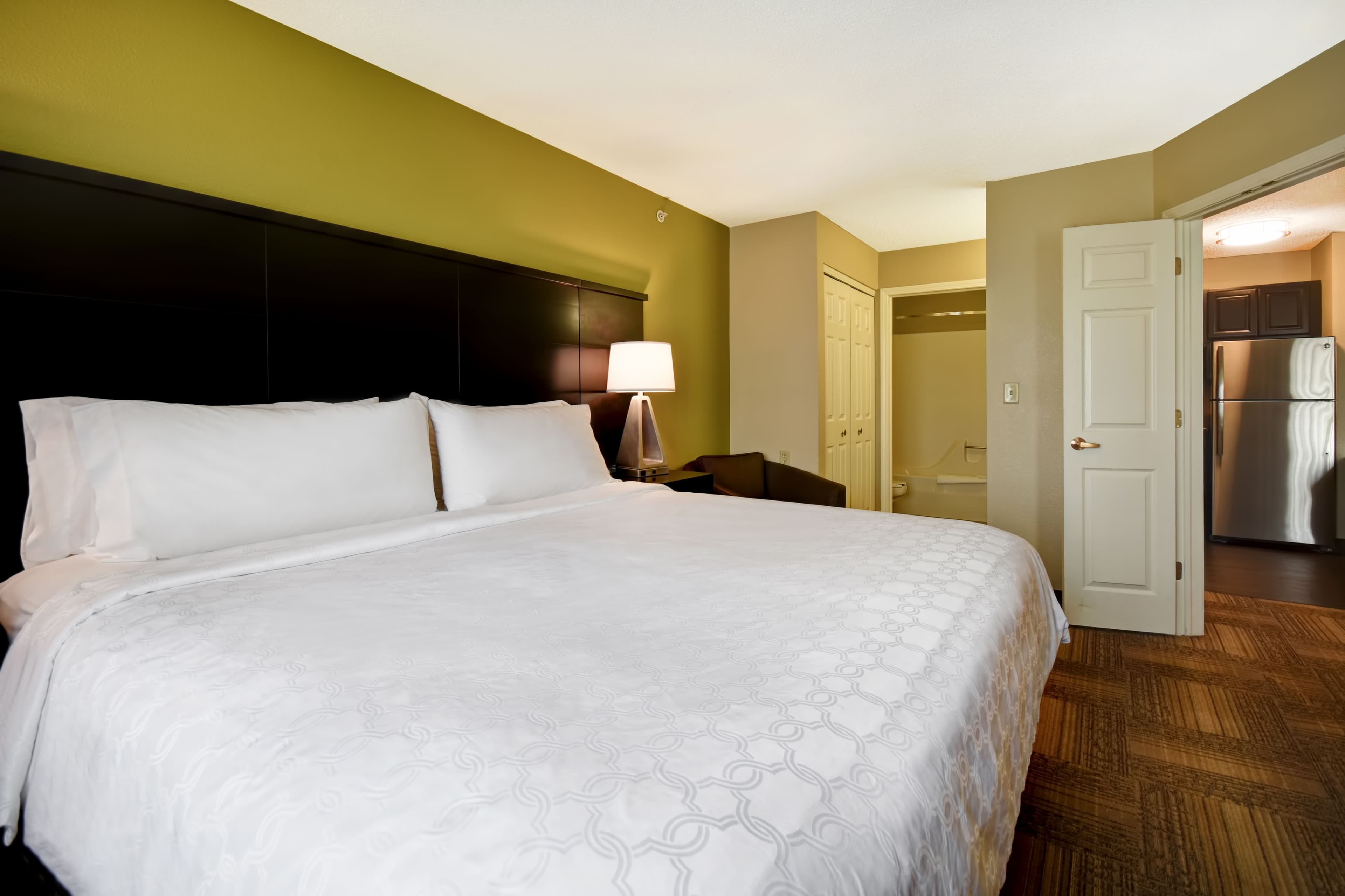Staybridge Suites Grand Rapids - Airport — 10