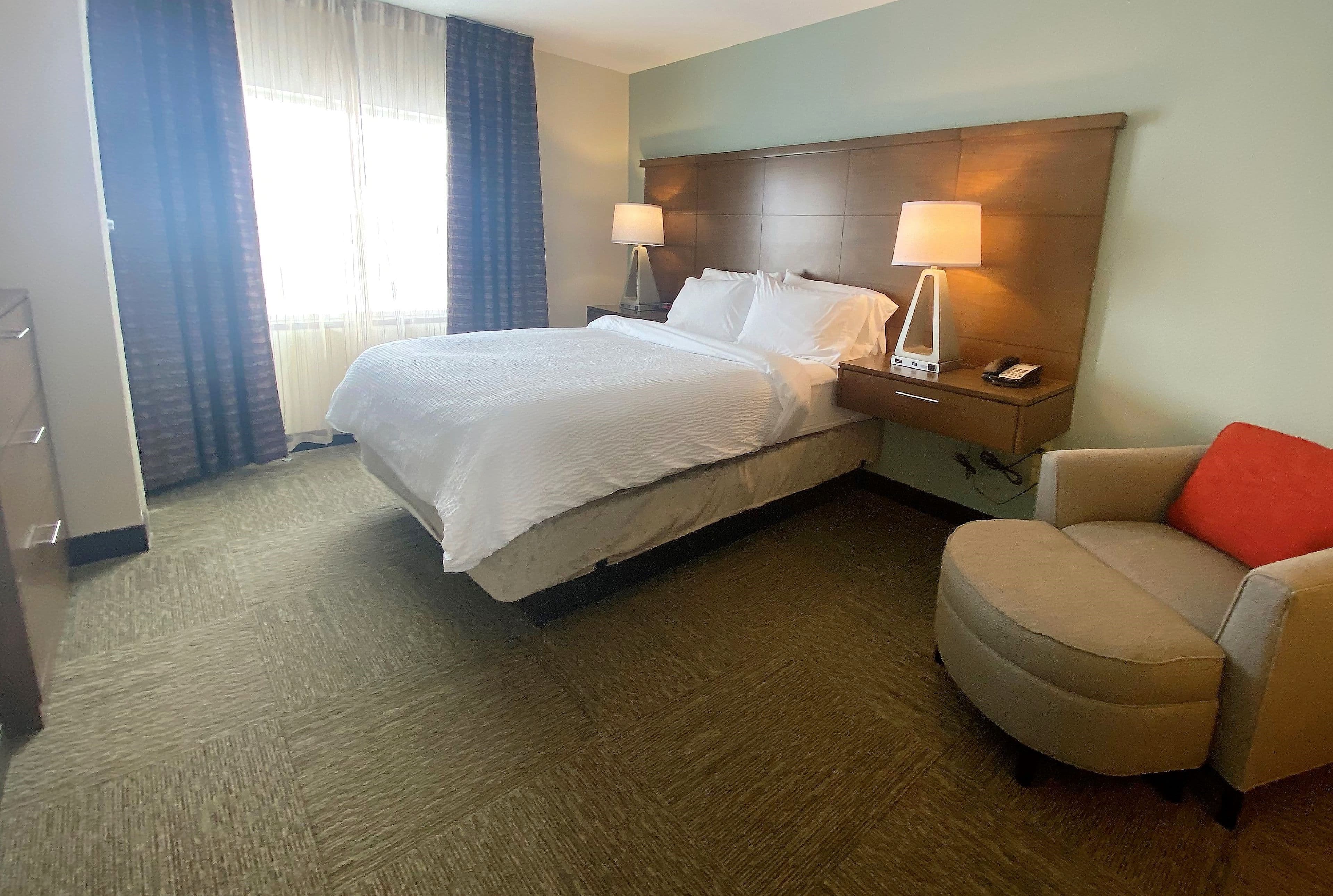 Staybridge Suites Great Falls - Image 3