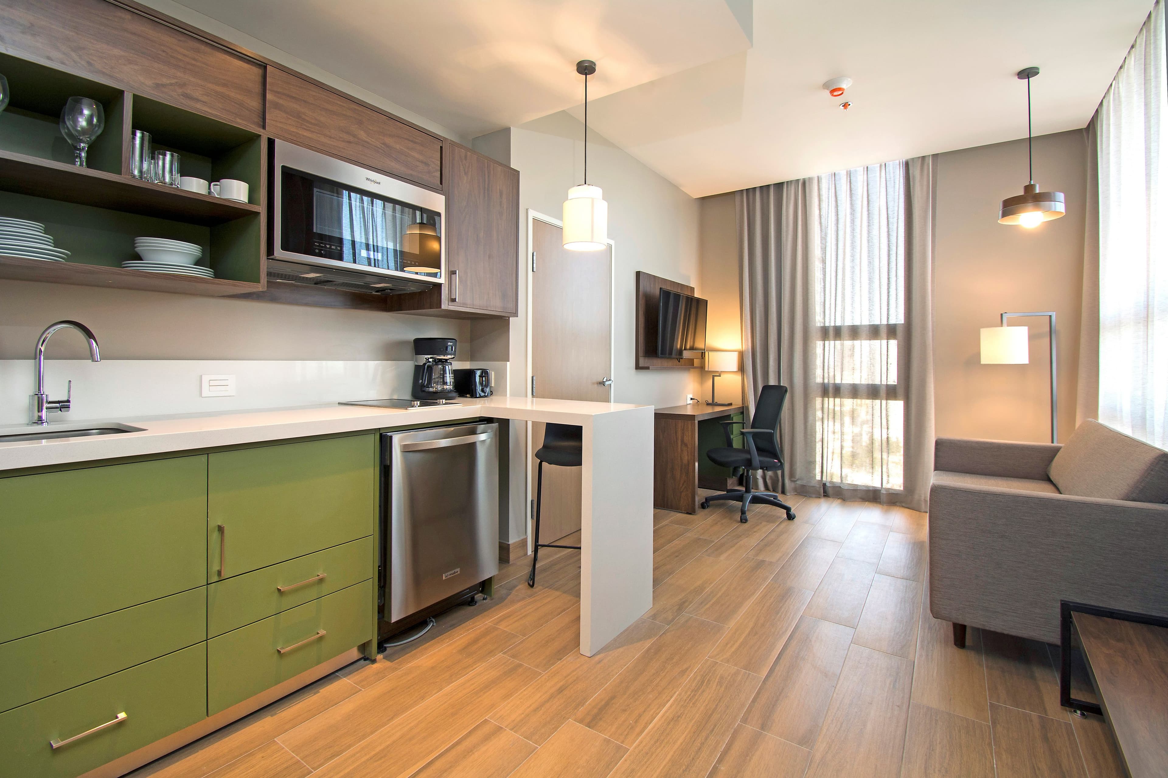 Staybridge Suites Guadalajara Novena — 16