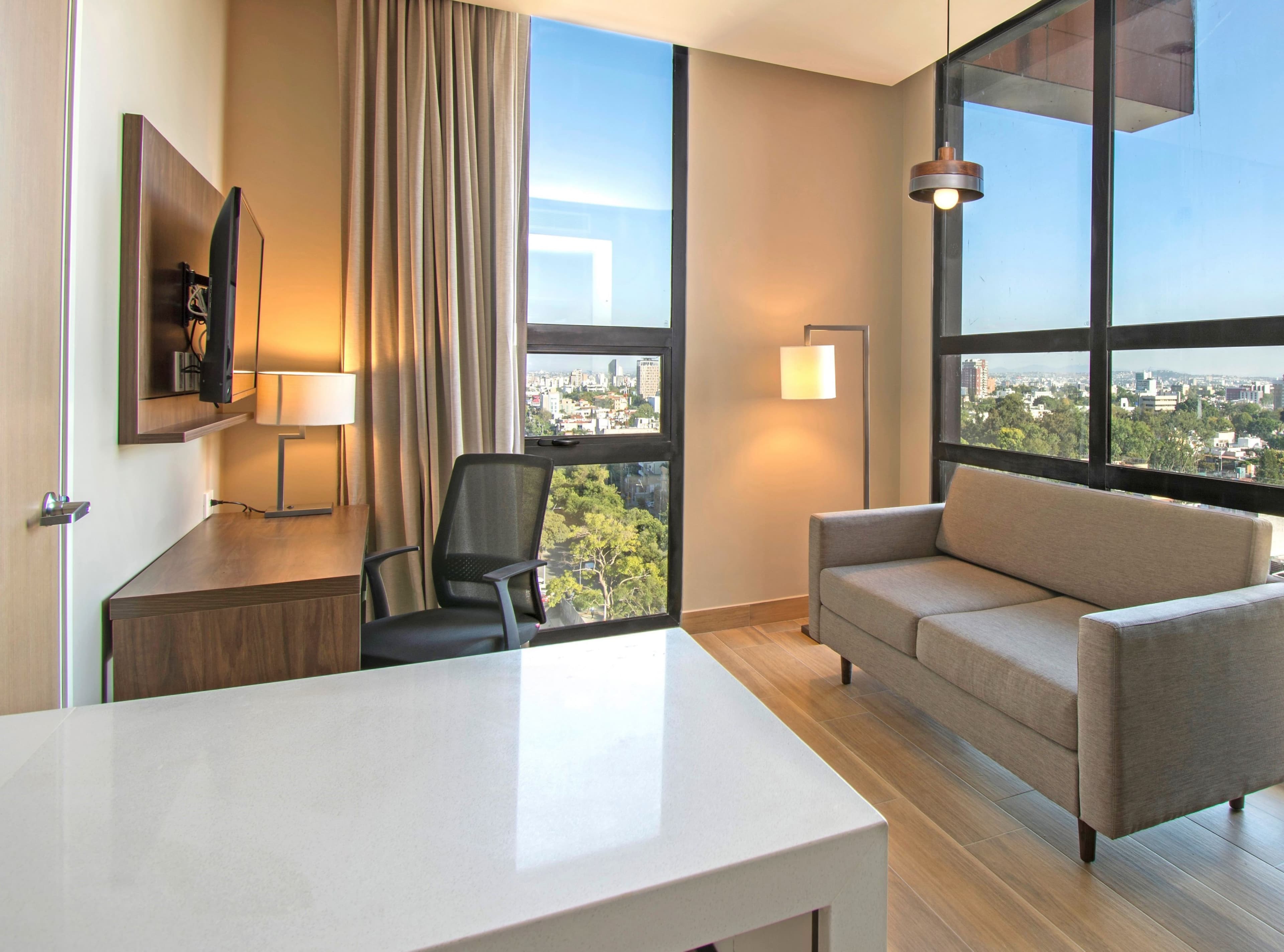 Staybridge Suites Guadalajara Novena — 18