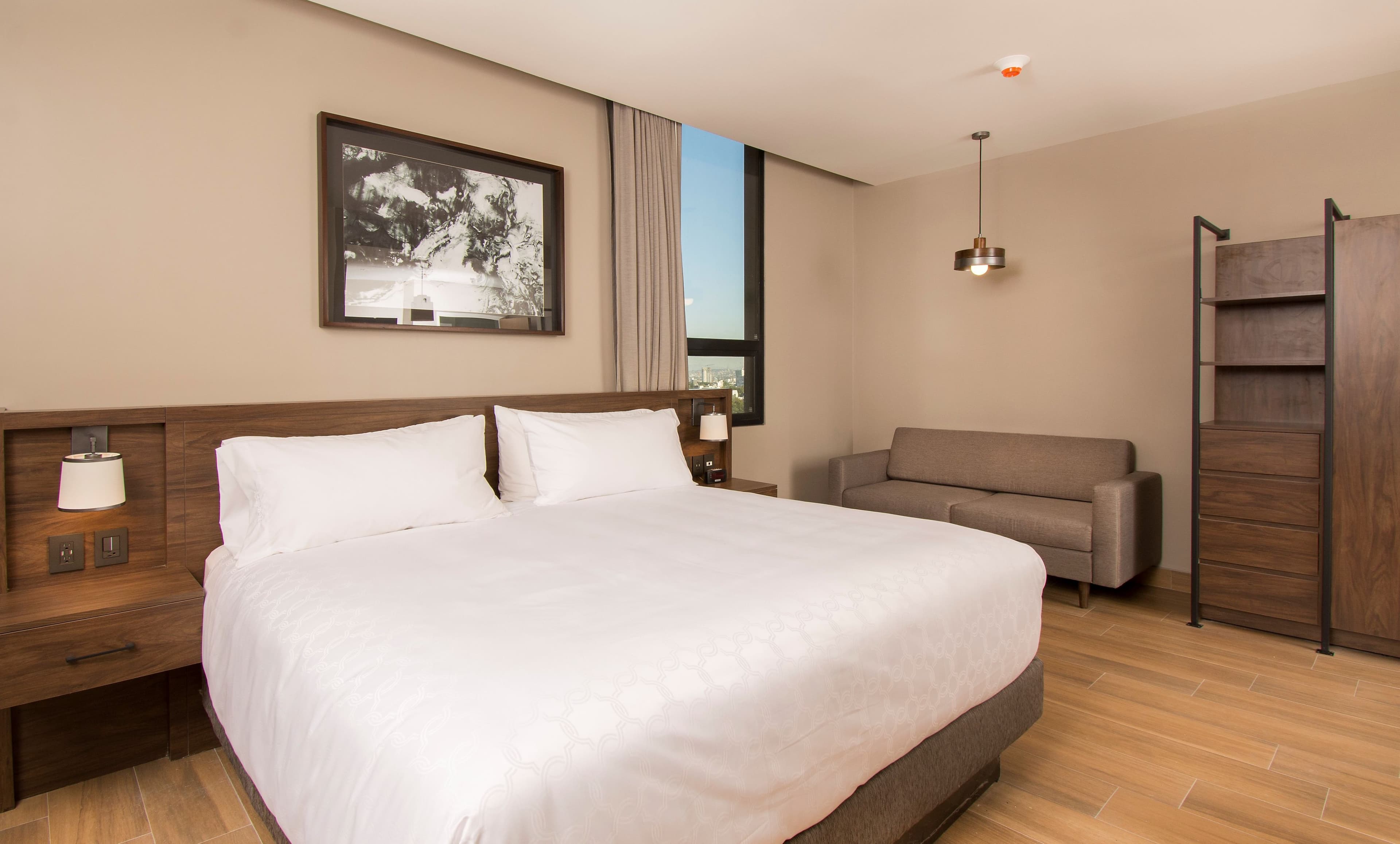 Staybridge Suites Guadalajara Novena — 10