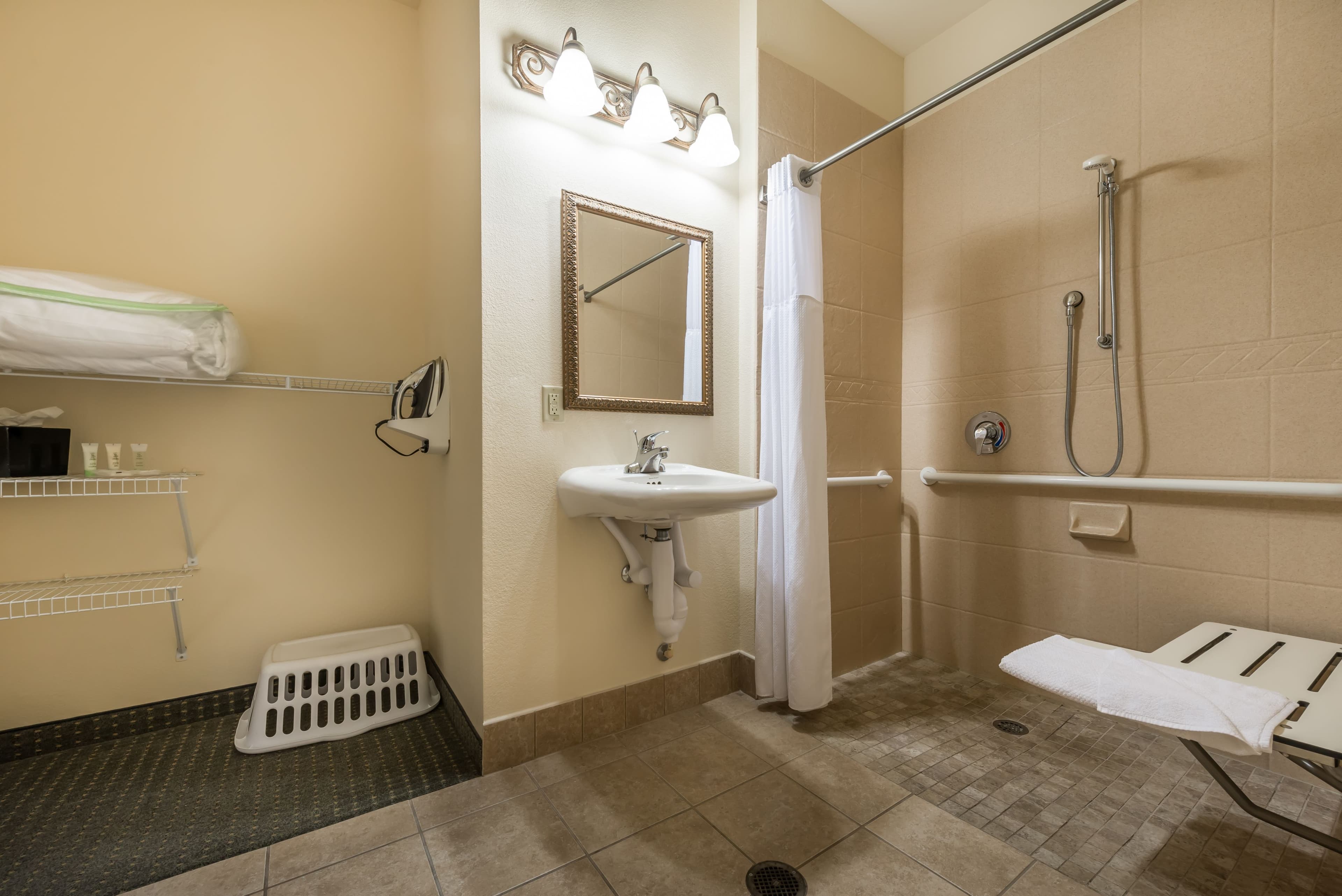 Staybridge Suites Gulf Shores - Image 4