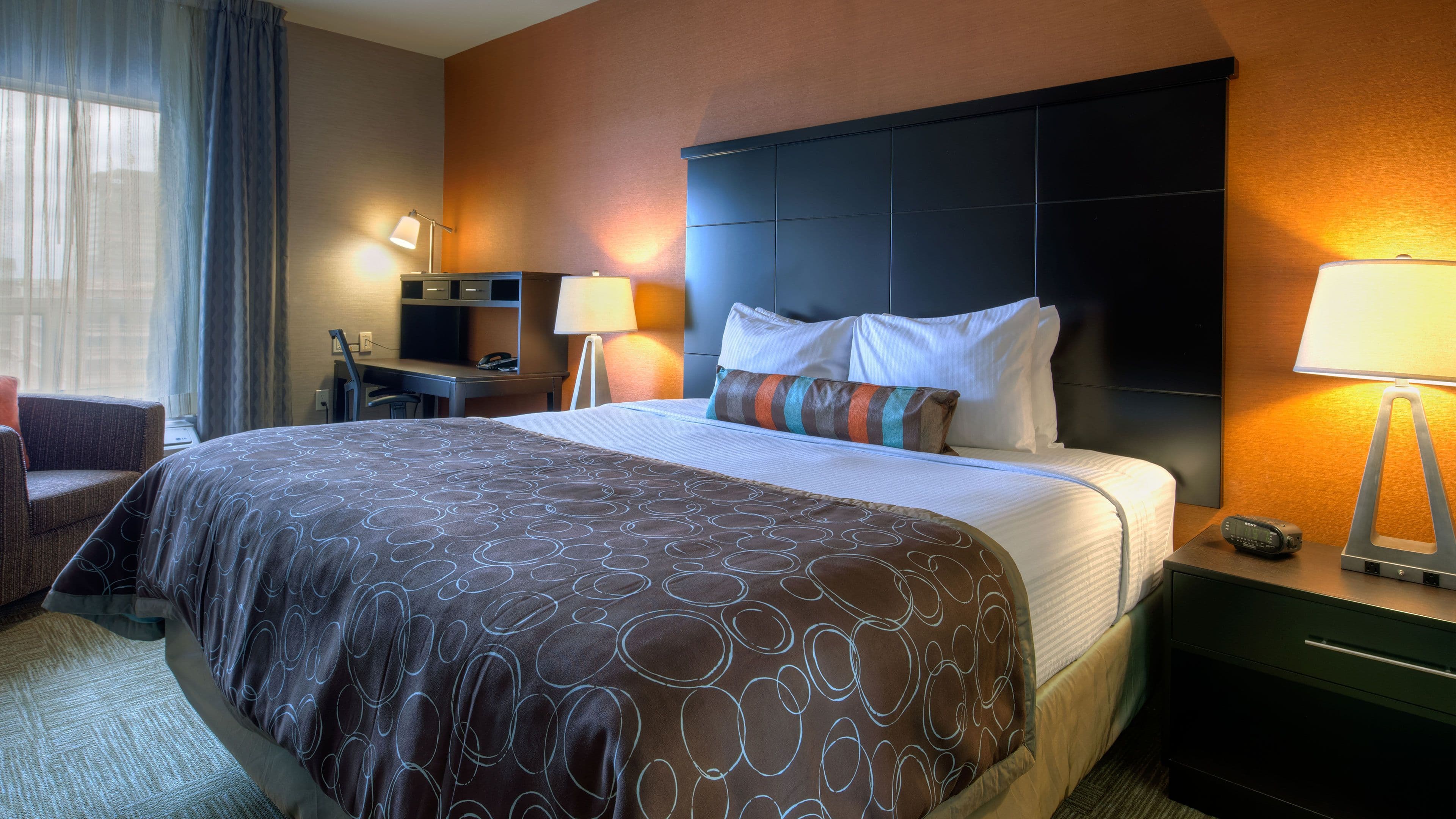 Staybridge Suites Hamilton - Downtown — 7