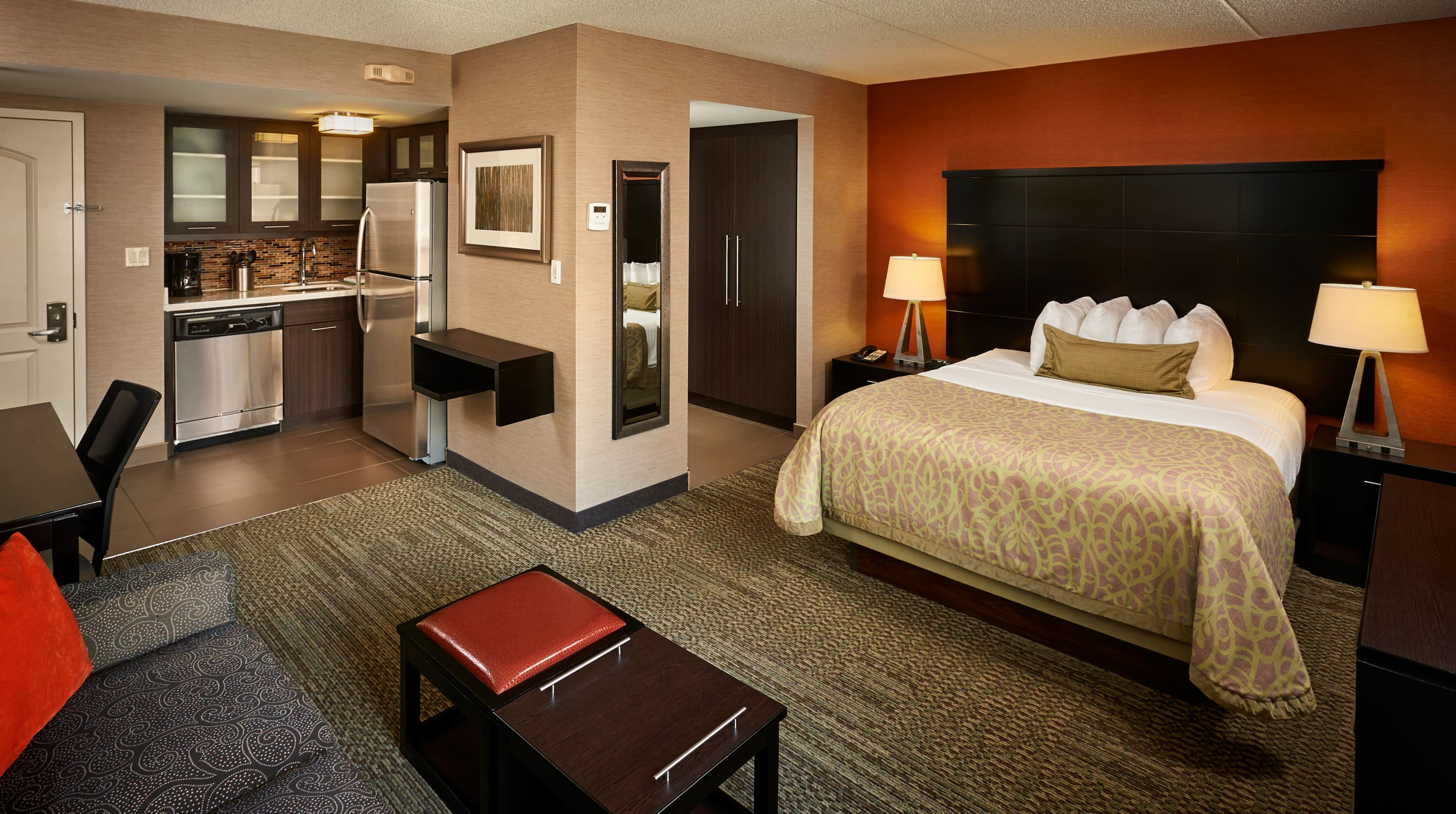 Staybridge Suites Hamilton - Downtown - Image 3