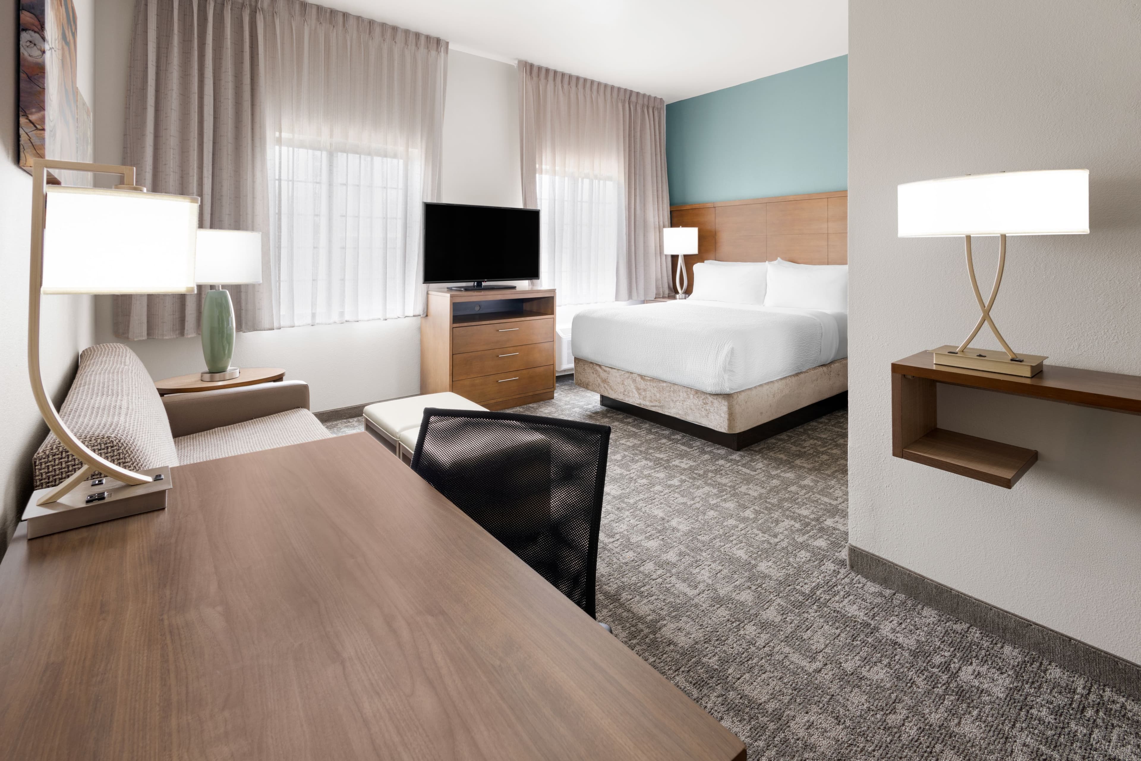 Staybridge Suites Harrisburg Hershey - Image 5