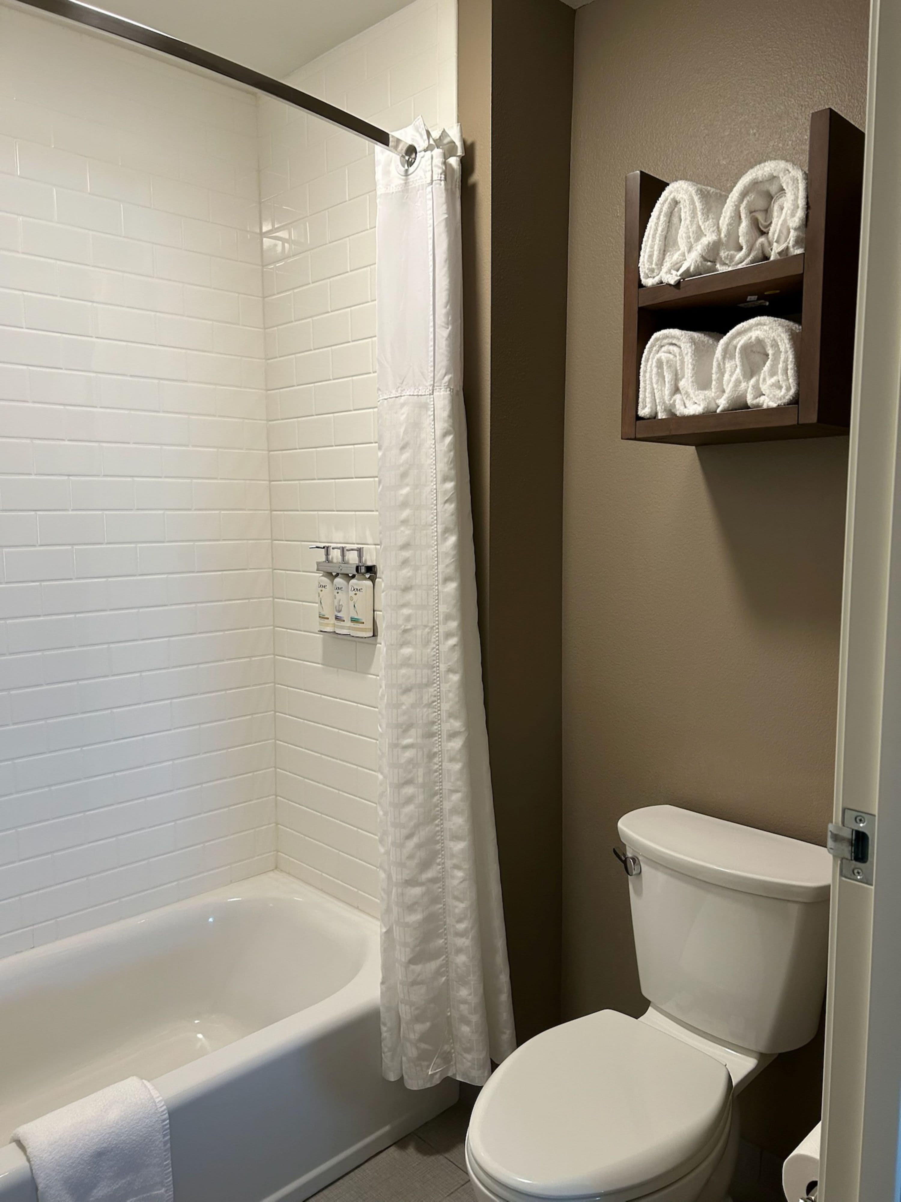 Staybridge Suites Hillsboro - Orenco Station — 10