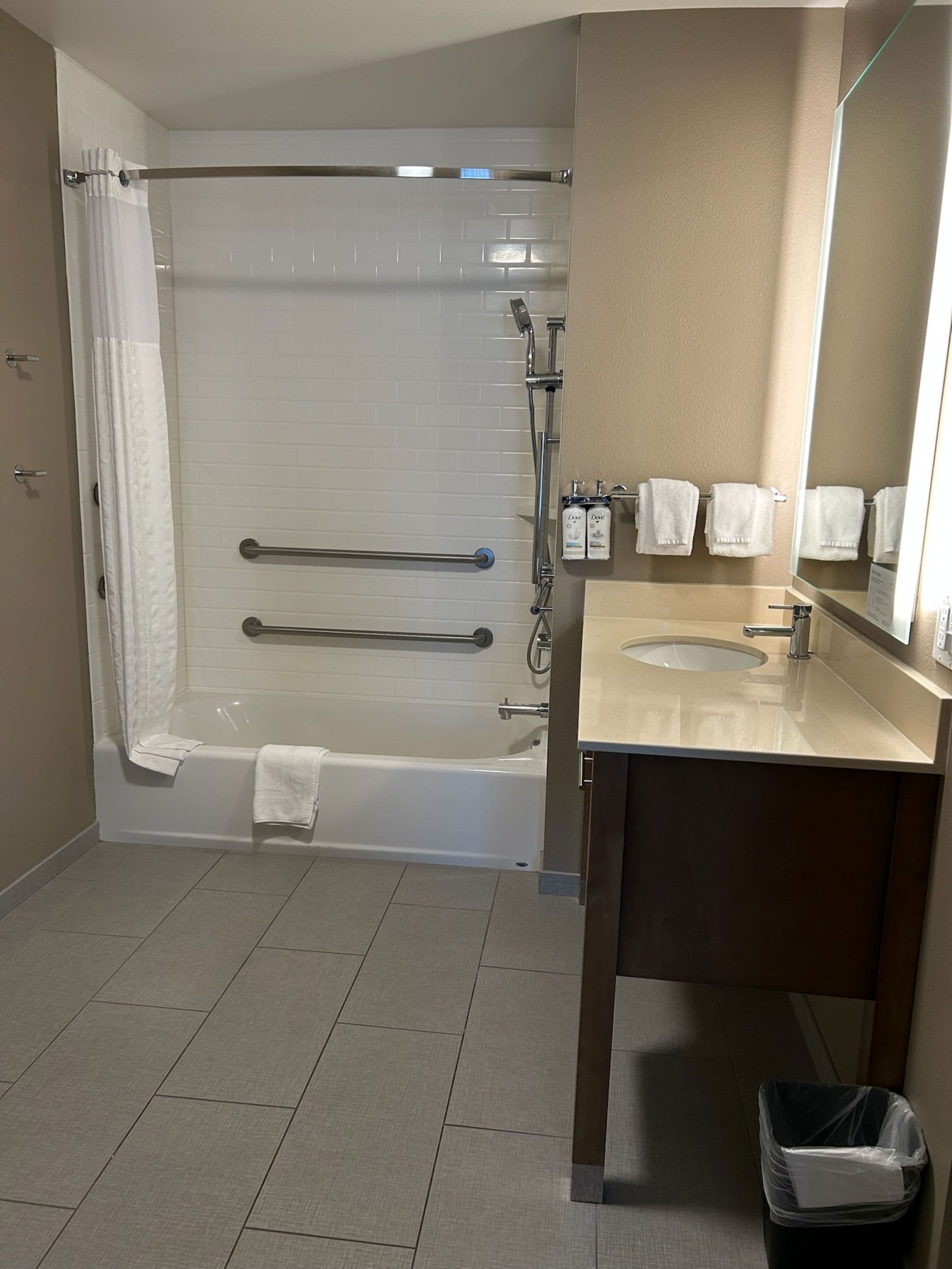 Staybridge Suites Hillsboro - Orenco Station — 11