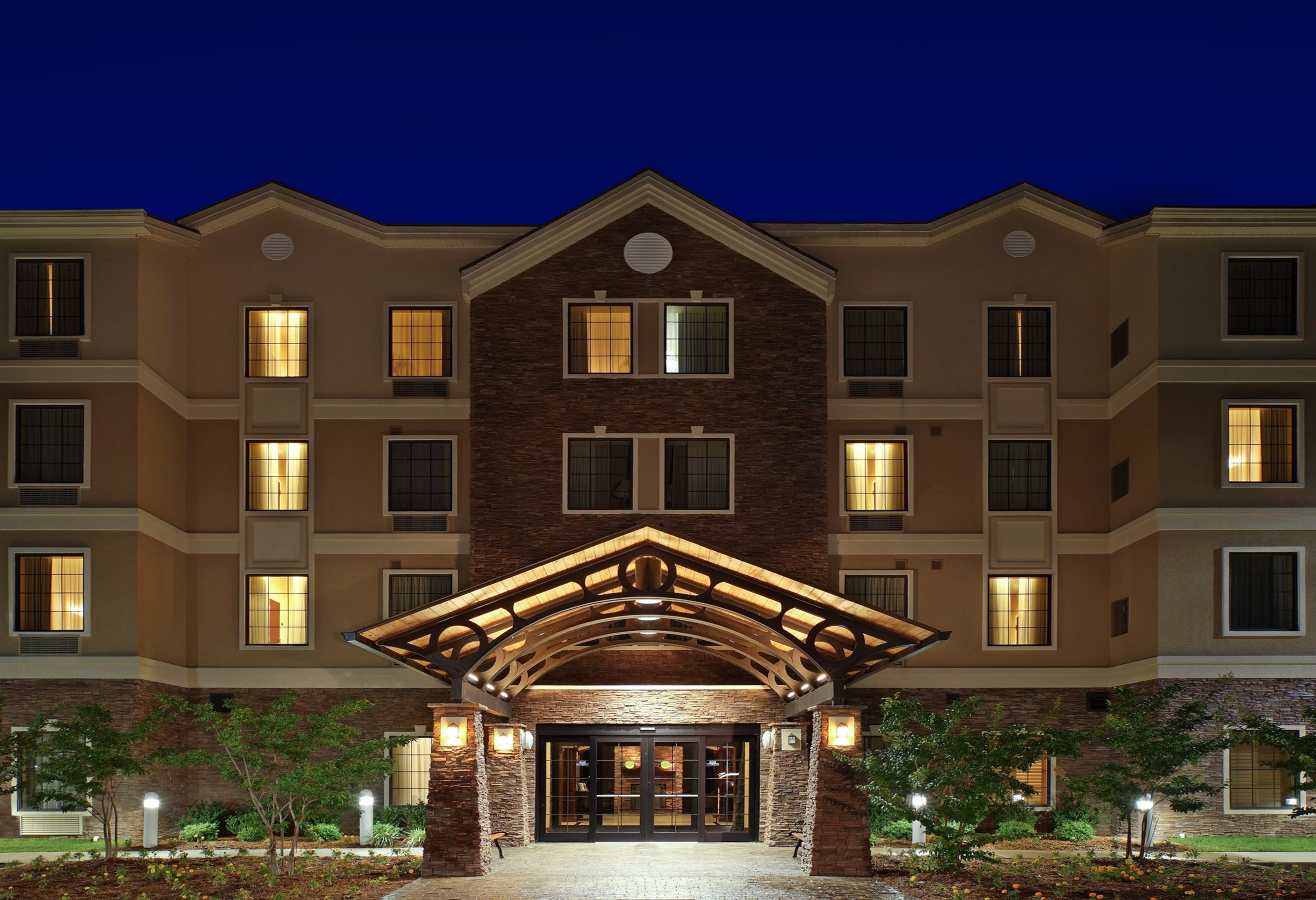 Staybridge Suites Hot Springs - Image 1