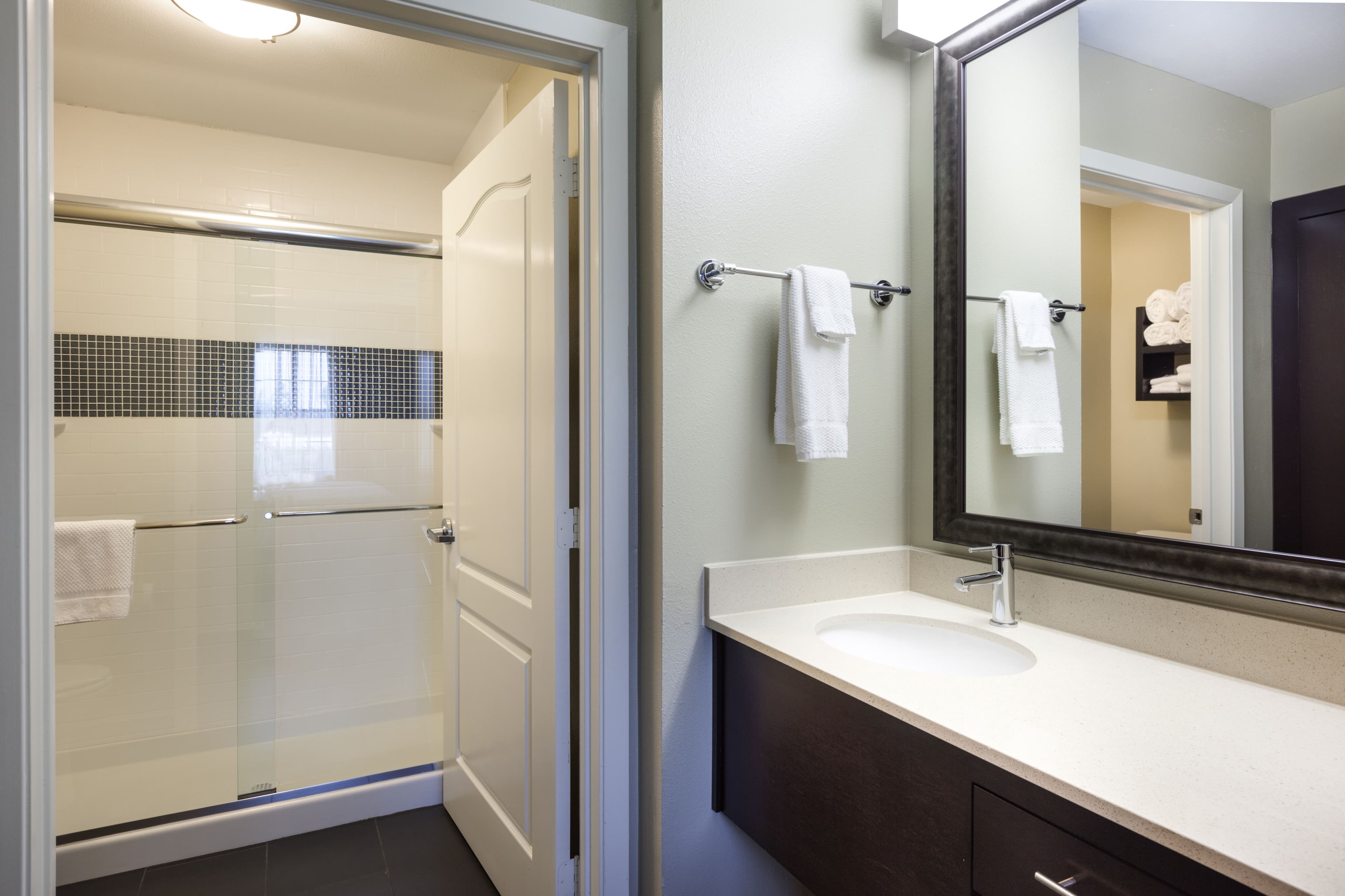Staybridge Suites Houston I-10 West-Beltway 8 — 6