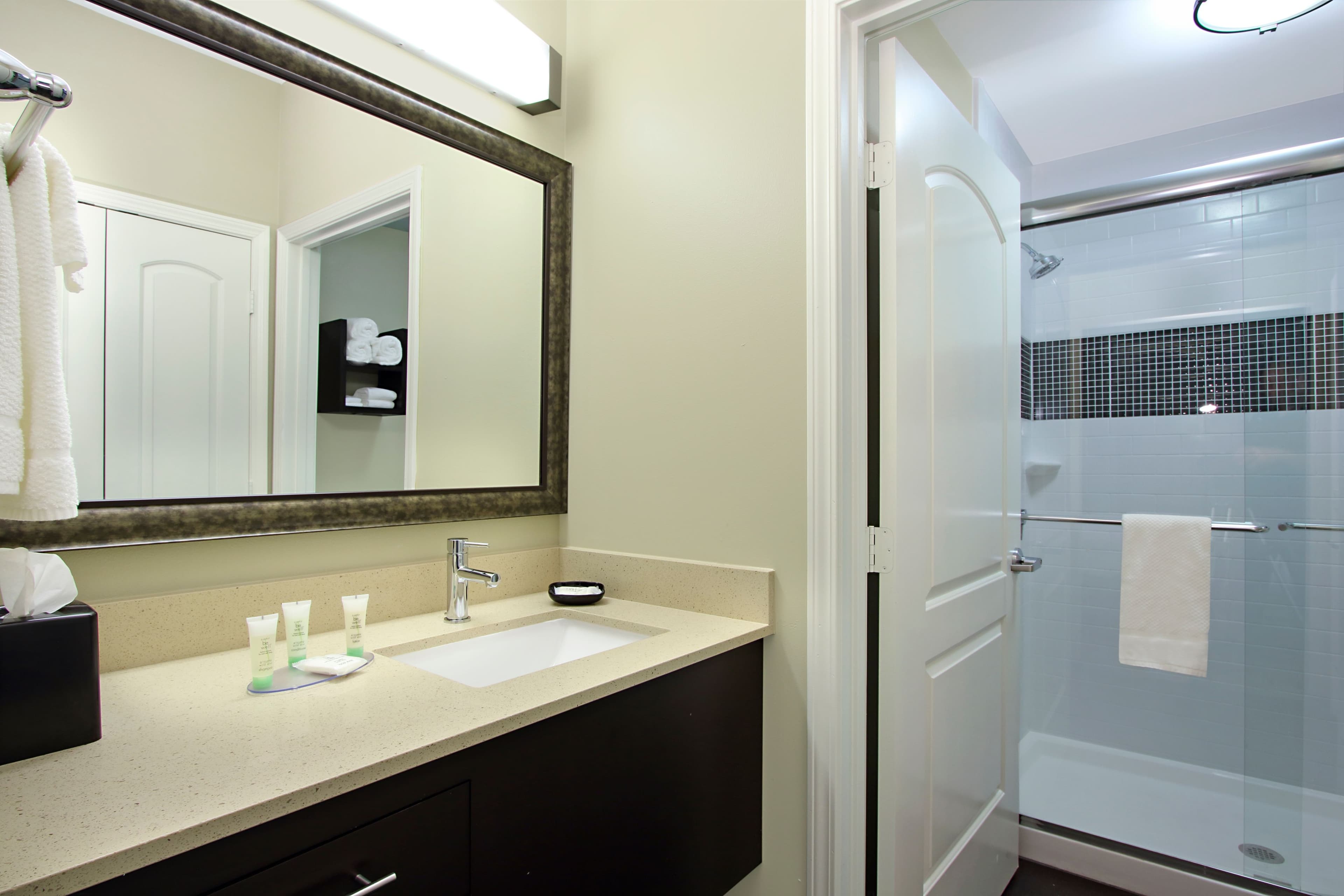 Staybridge Suites Houston - Medical Center — 7
