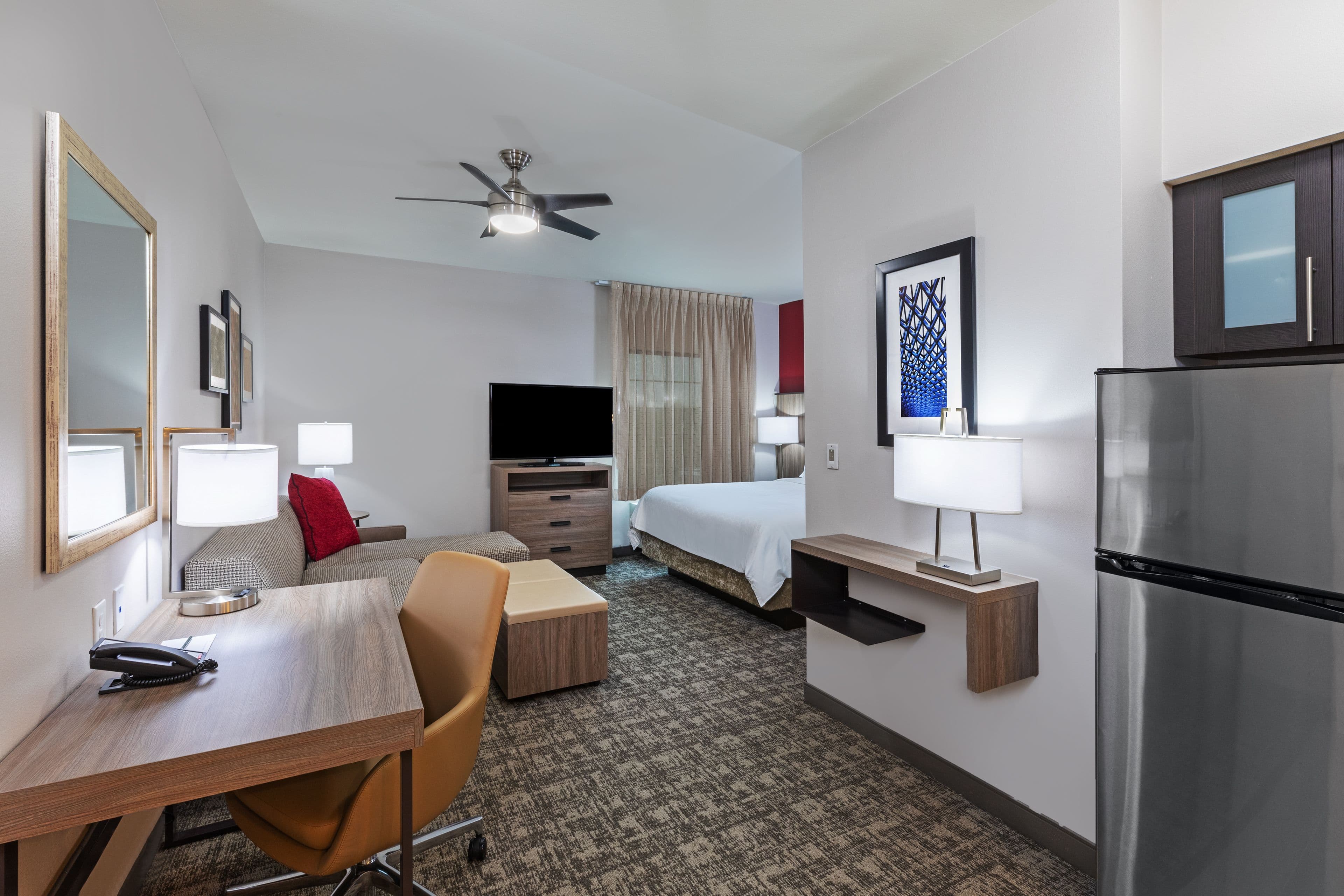 Staybridge Suites IAH Airport East — 6
