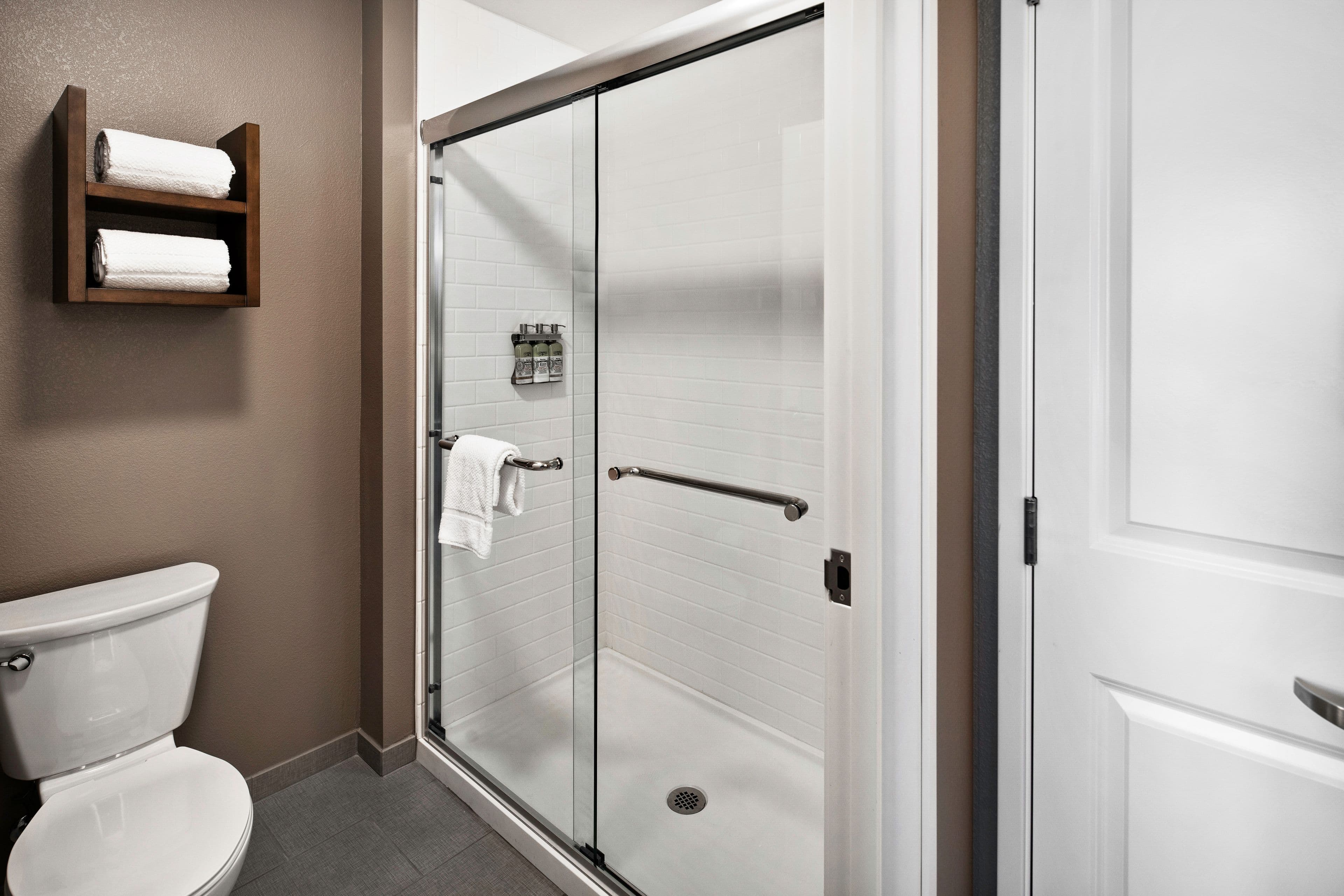 Staybridge Suites Irvine - John Wayne Airport — 26