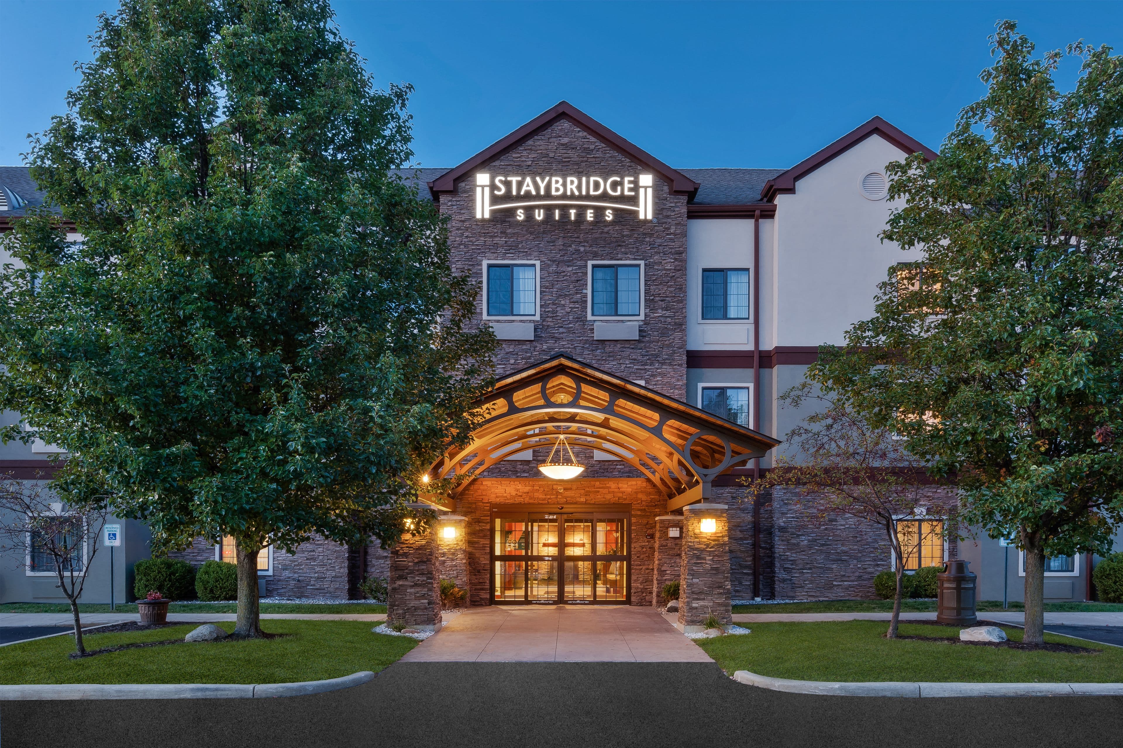 Staybridge Suites Kalamazoo - Image 1