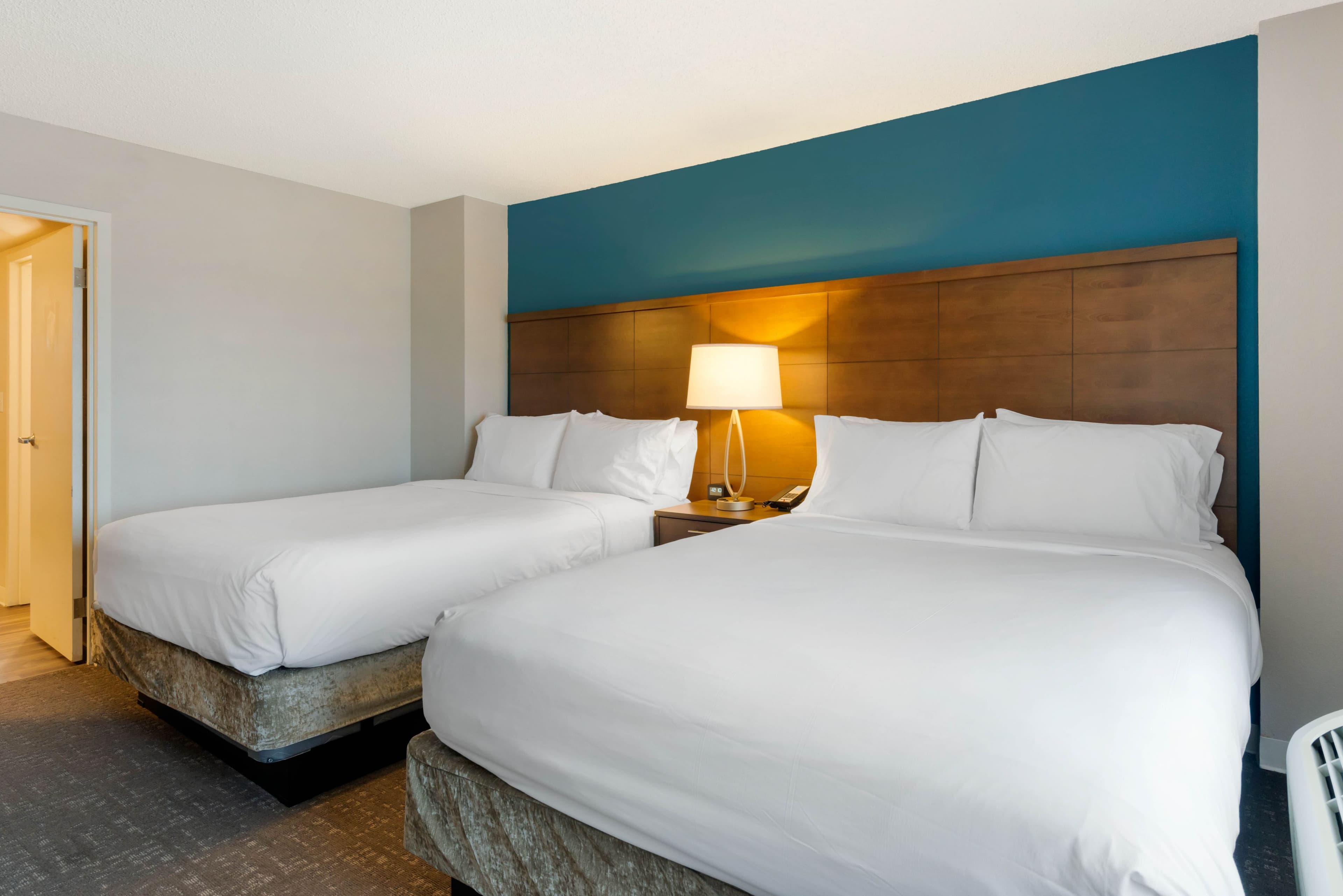 Staybridge Suites Orlando Royale Parc Suites — 46