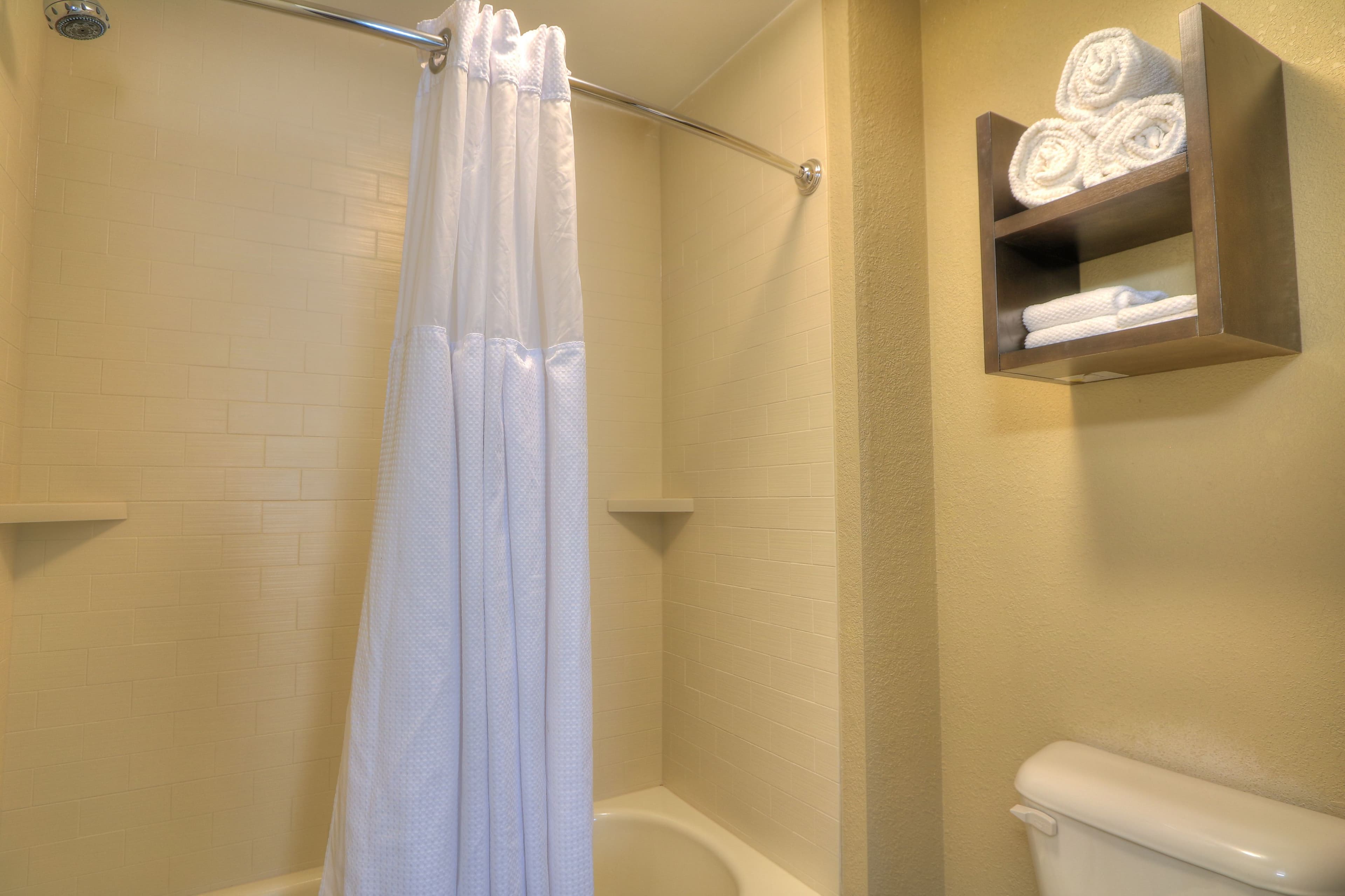 Staybridge Suites Knoxville-West - Image 3