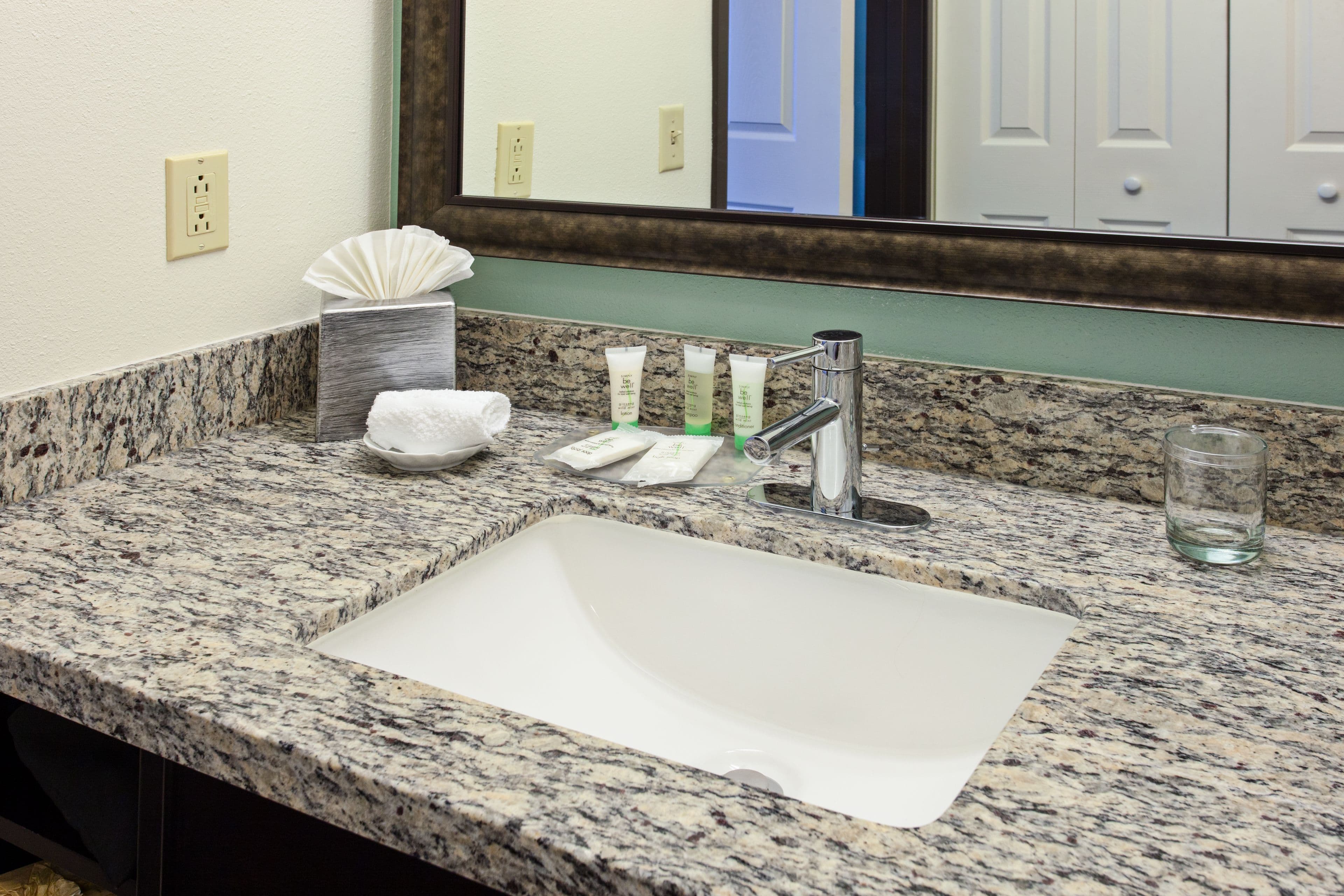 Staybridge Suites Irvine East/Lake Forest — 12