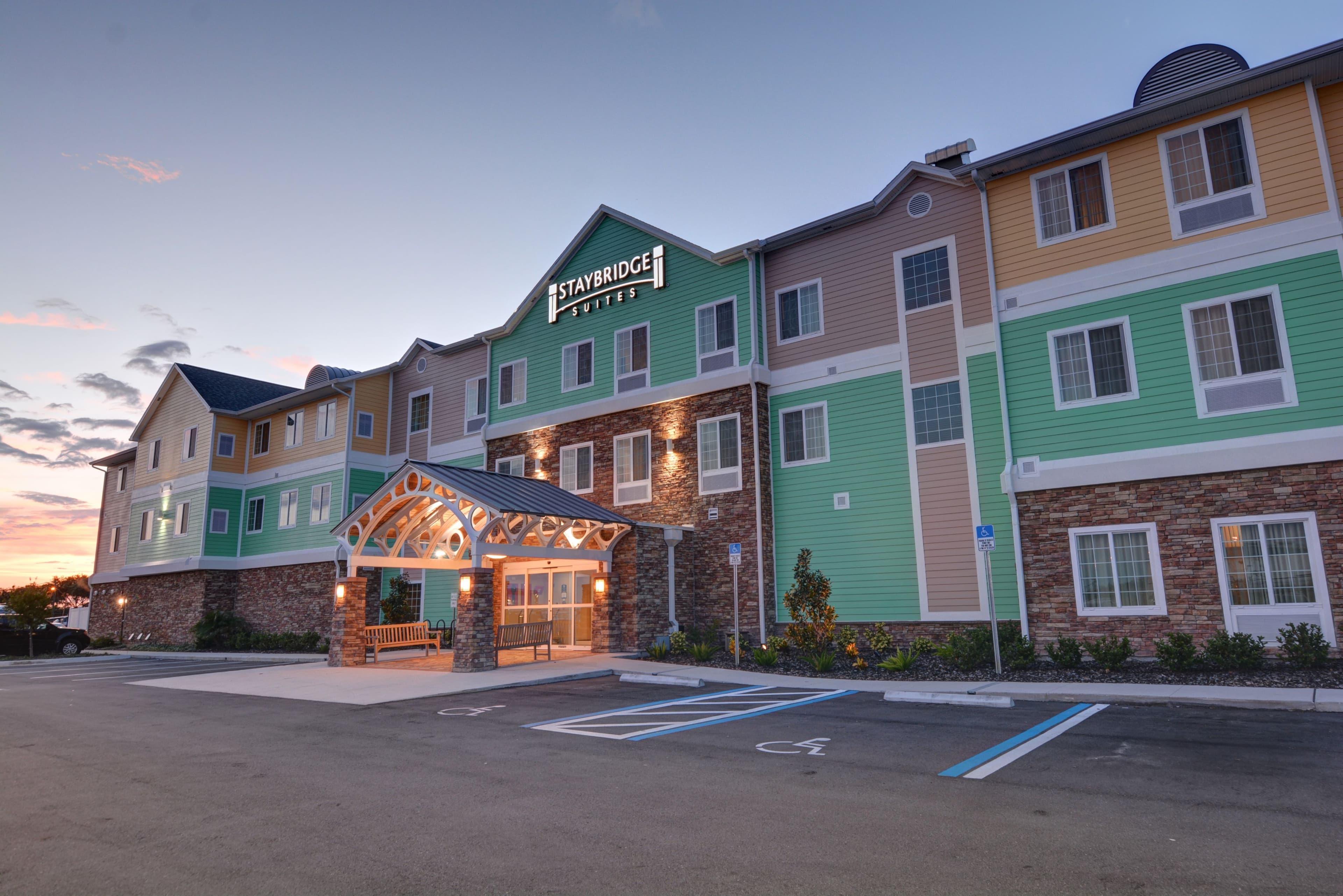 Staybridge Suites Lakeland West - Image 1