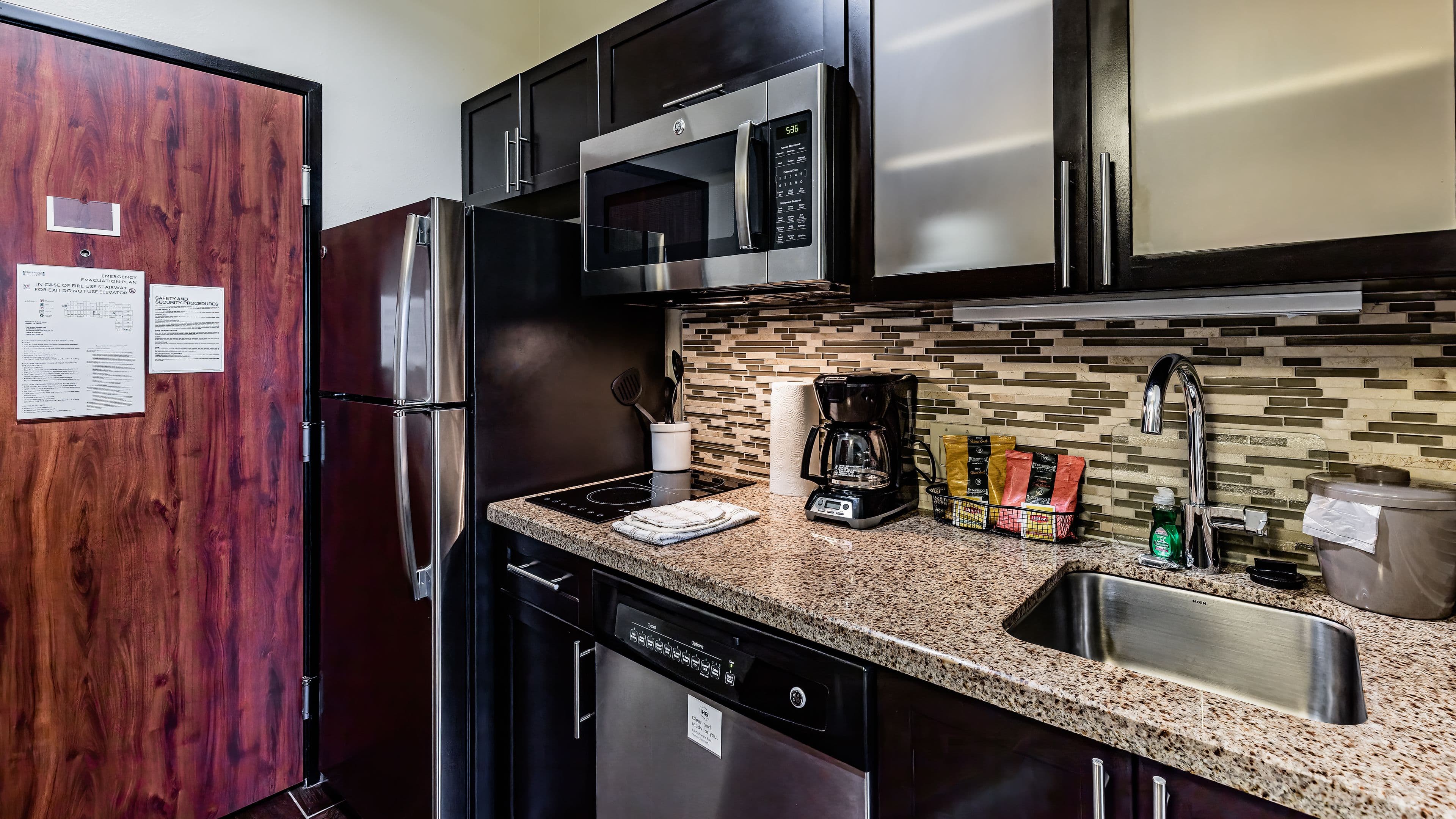 Staybridge Suites Laredo International Airport - Image 4