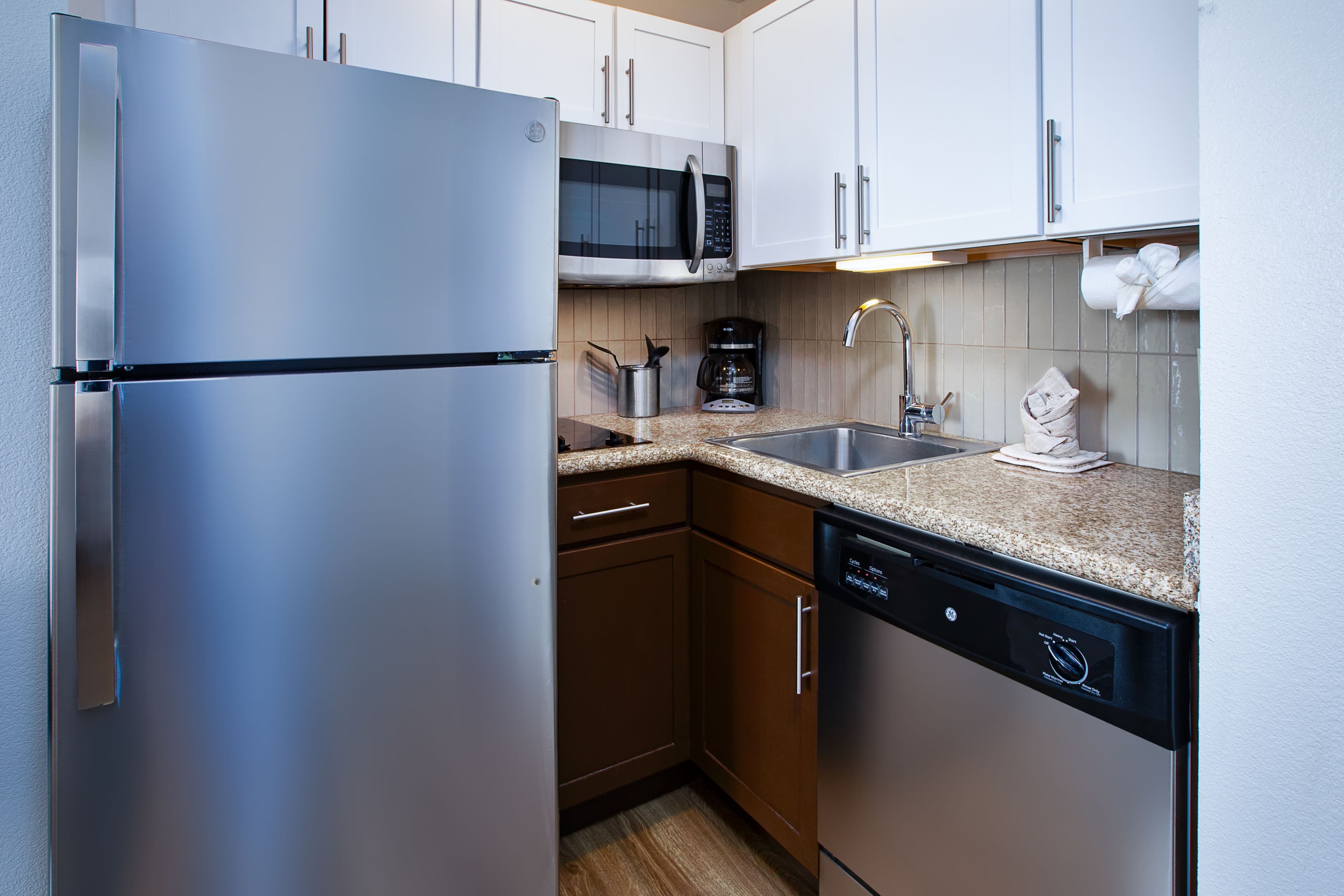 Staybridge Suites Lincoln Northeast - Image 3