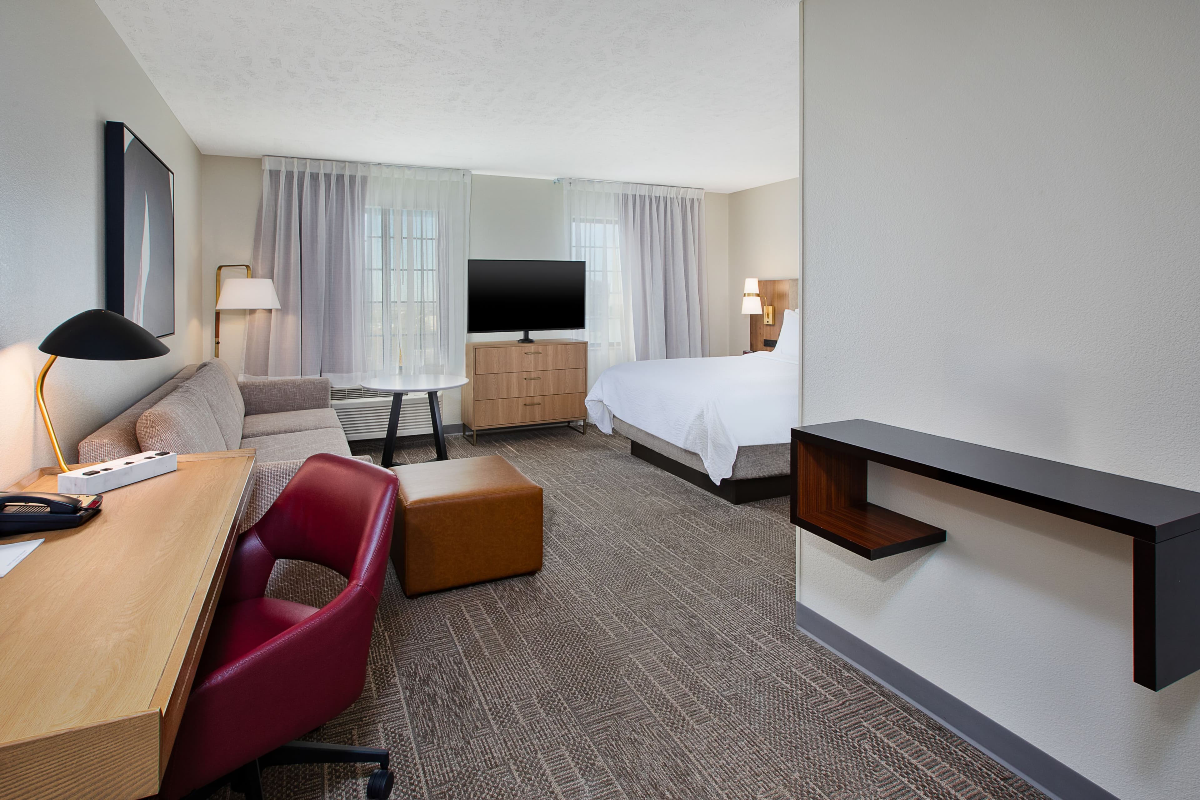 Staybridge Suites Lincoln Northeast - Image 4