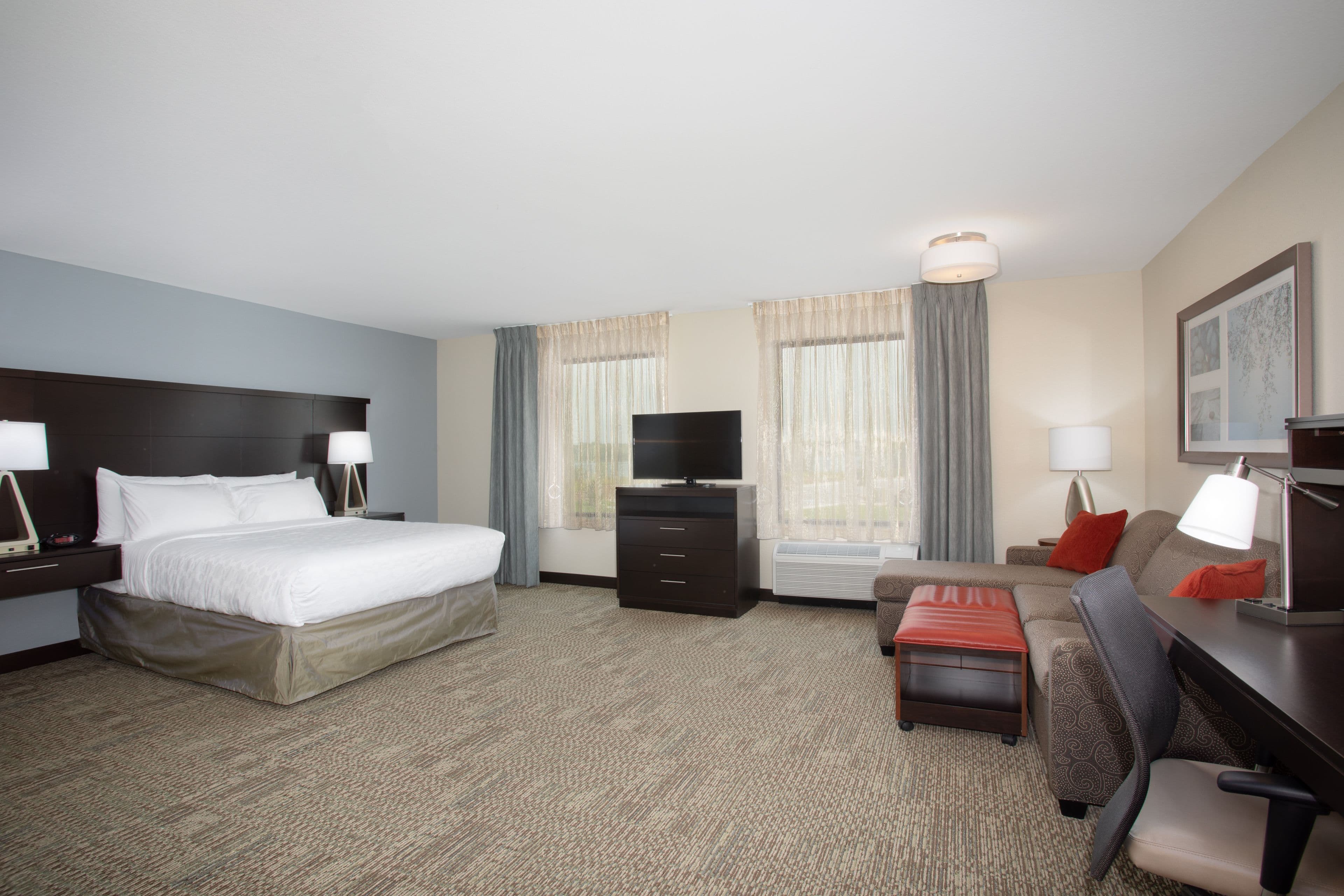 Staybridge Suites Denver South - Highlands Ranch - Image 3