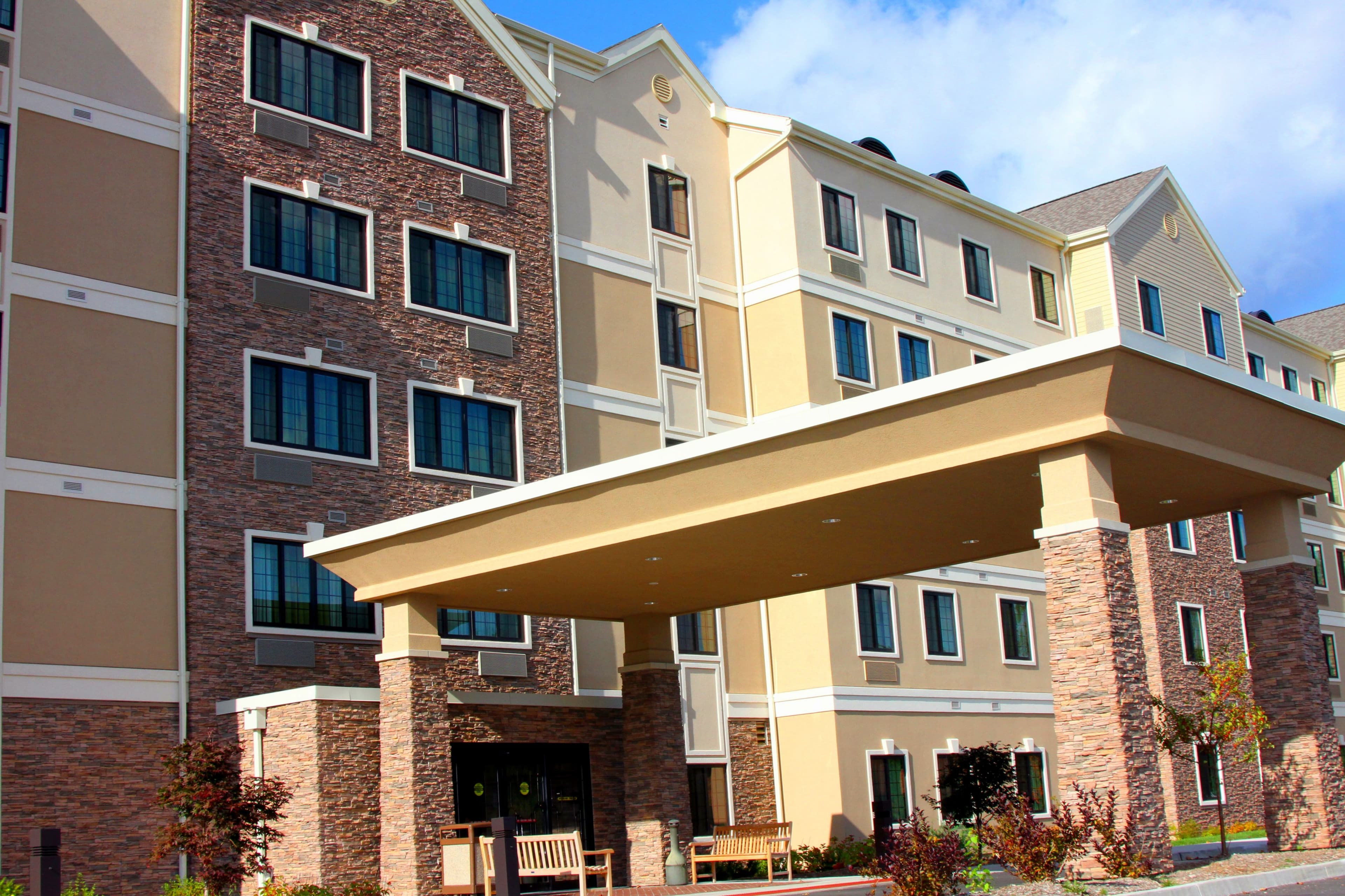 Staybridge Suites Syracuse (Liverpool) - Image 1