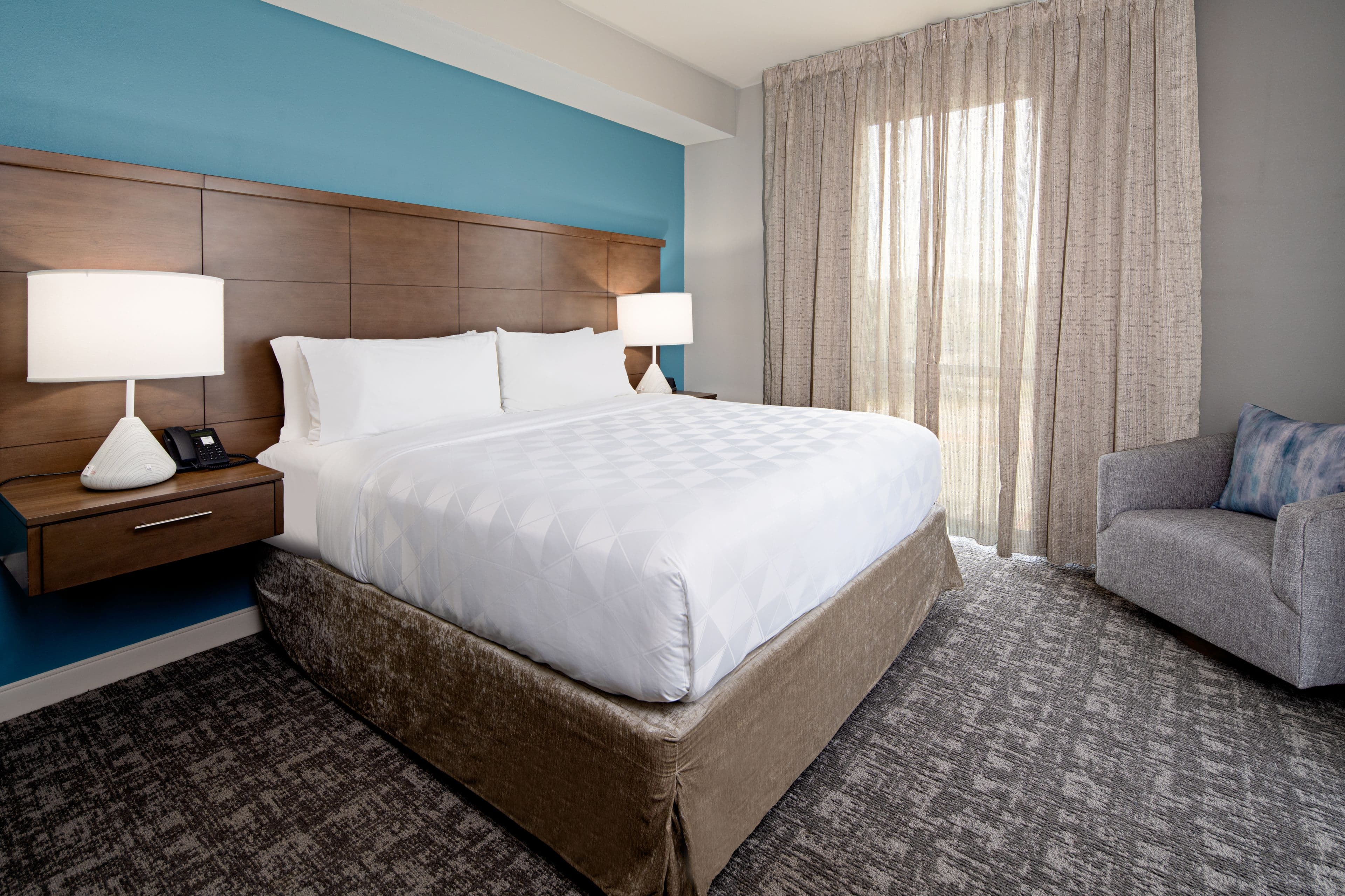 Staybridge Suites Long Beach Airport - Image 3