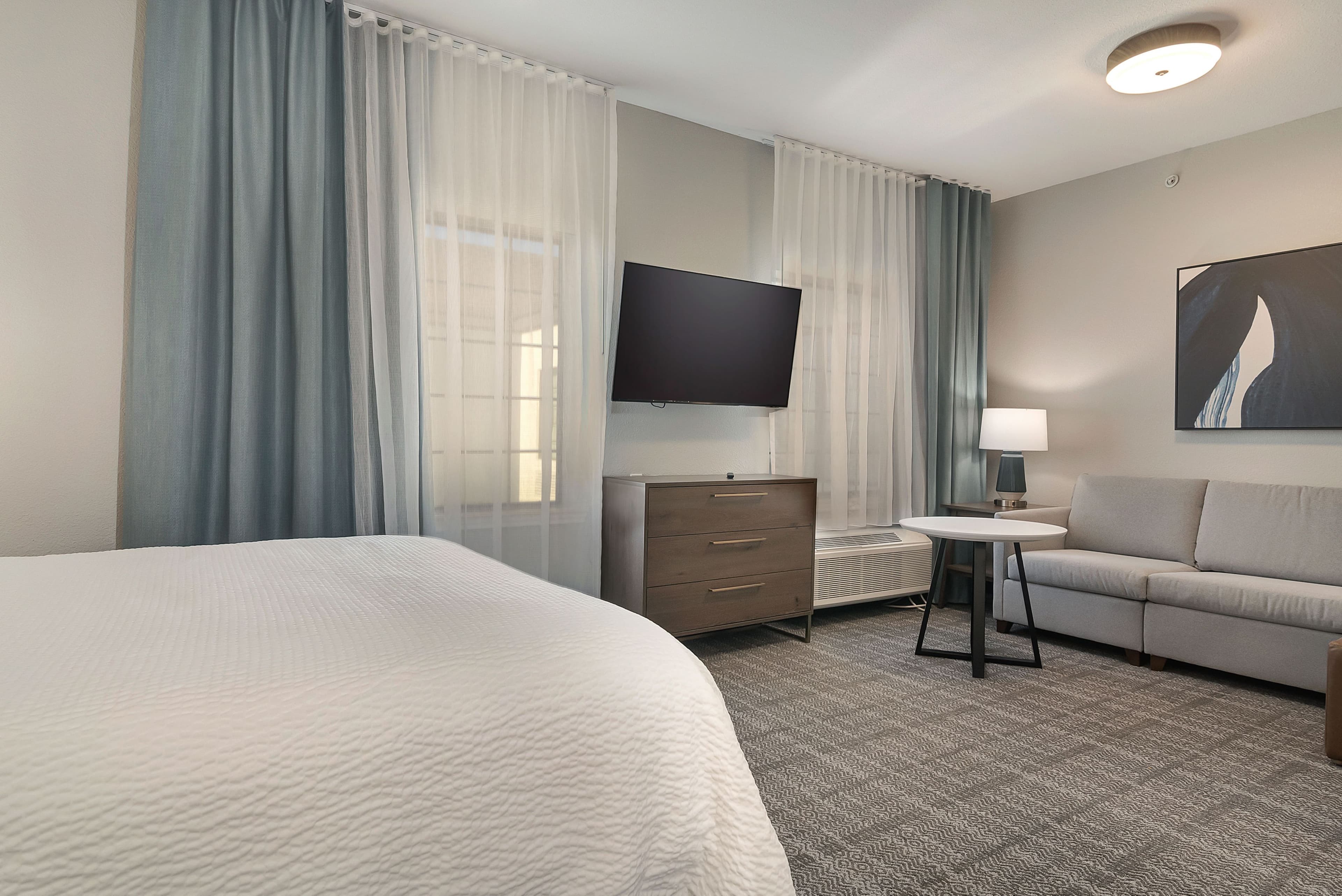 Staybridge Suites Longview — 16