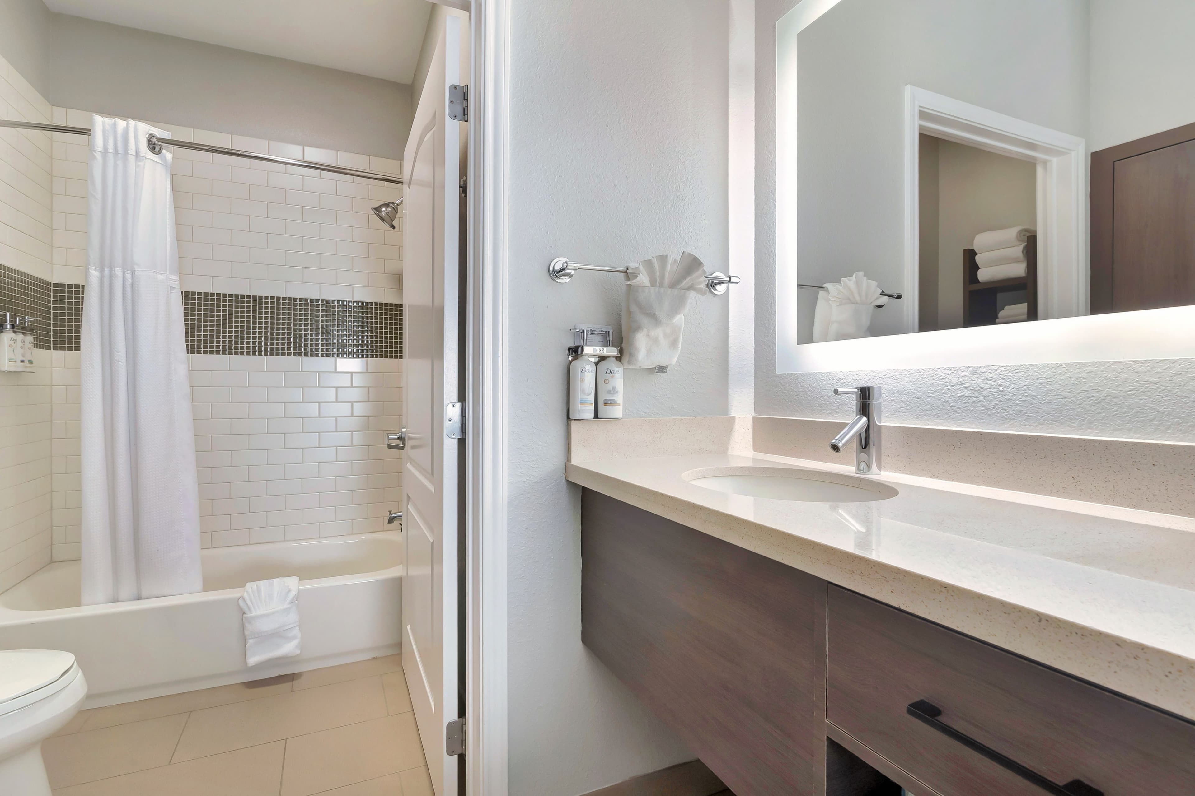 Staybridge Suites Longview - Image 5