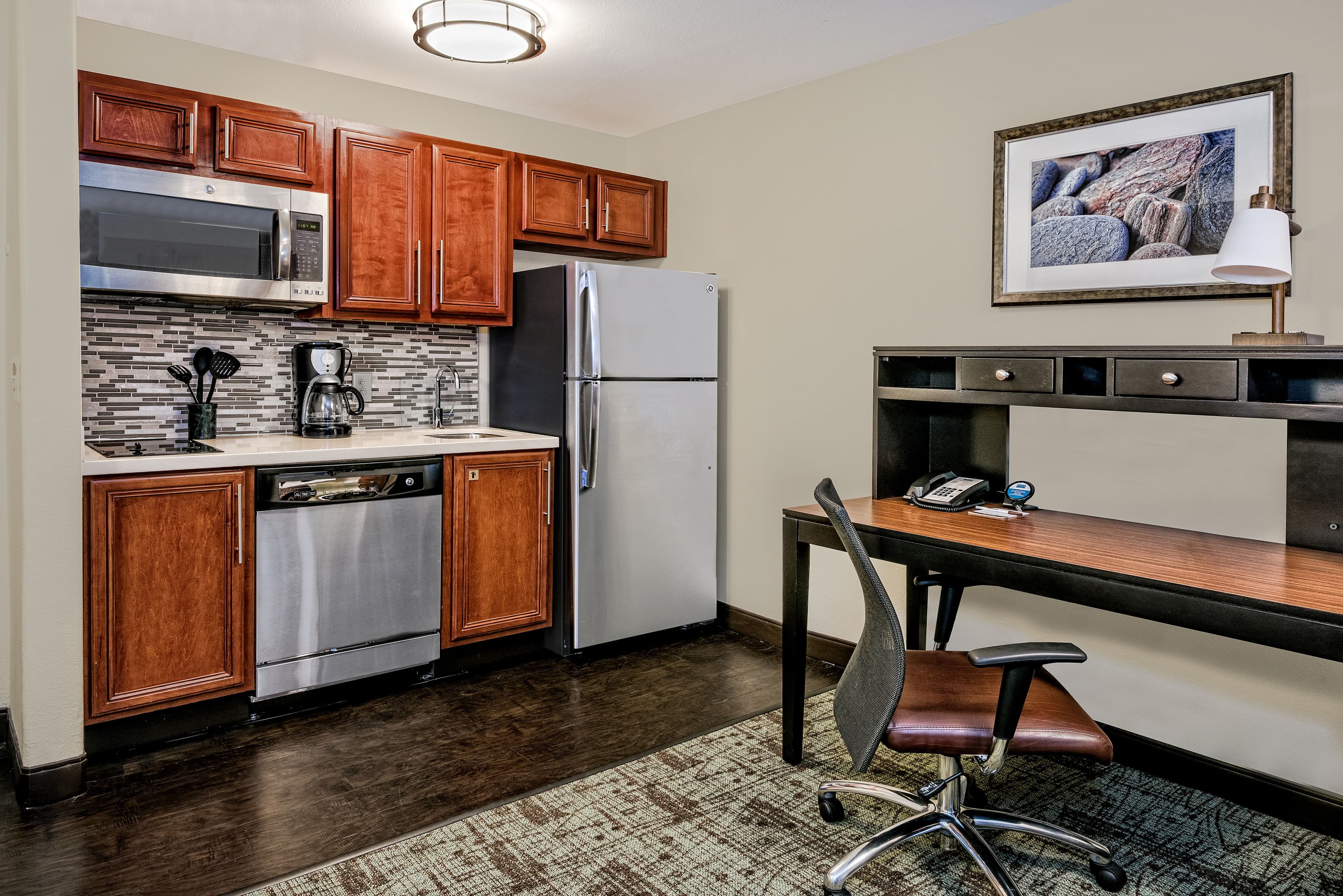 Staybridge Suites Lubbock - University Area - Image 5