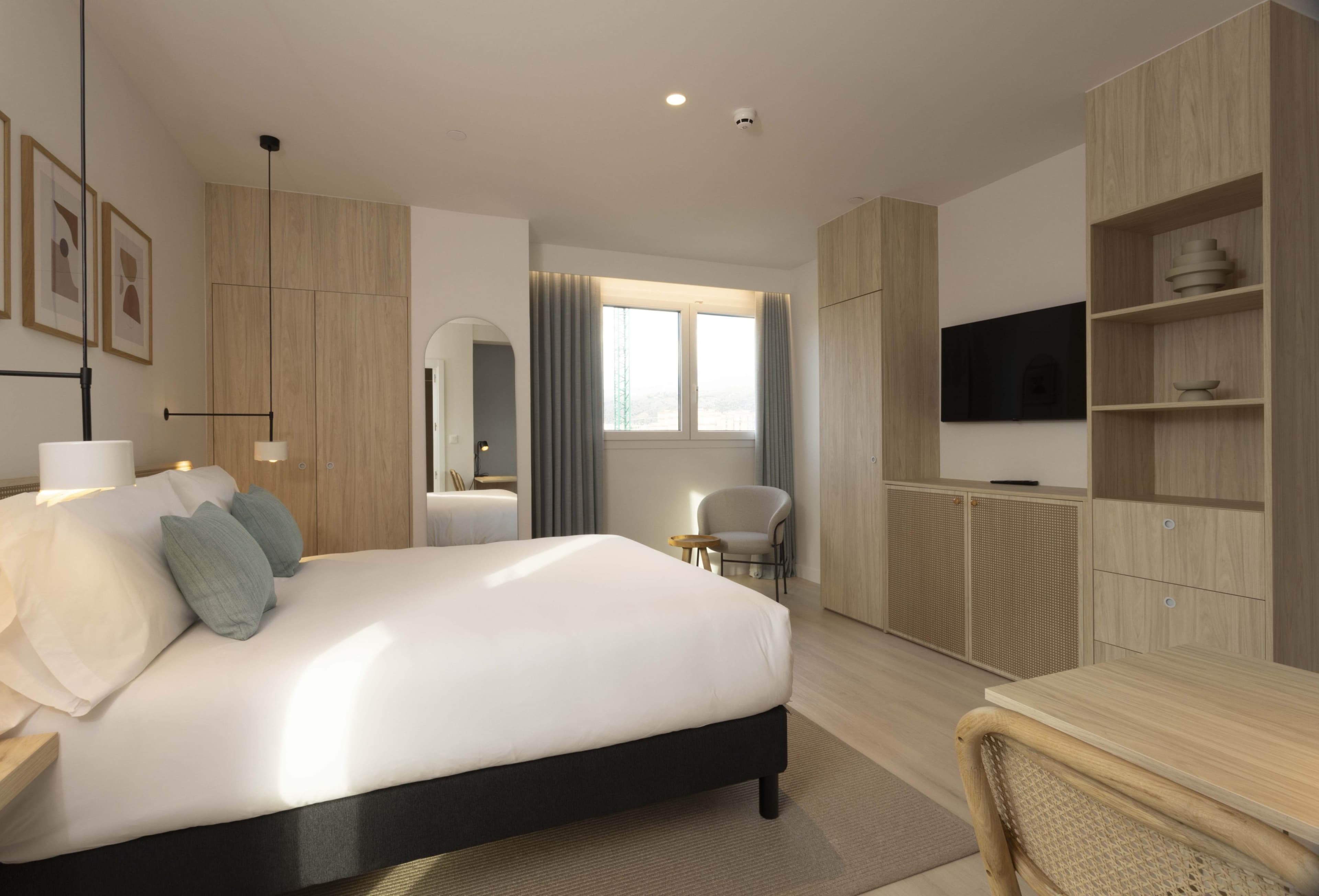 Staybridge Suites Malaga - Image 5