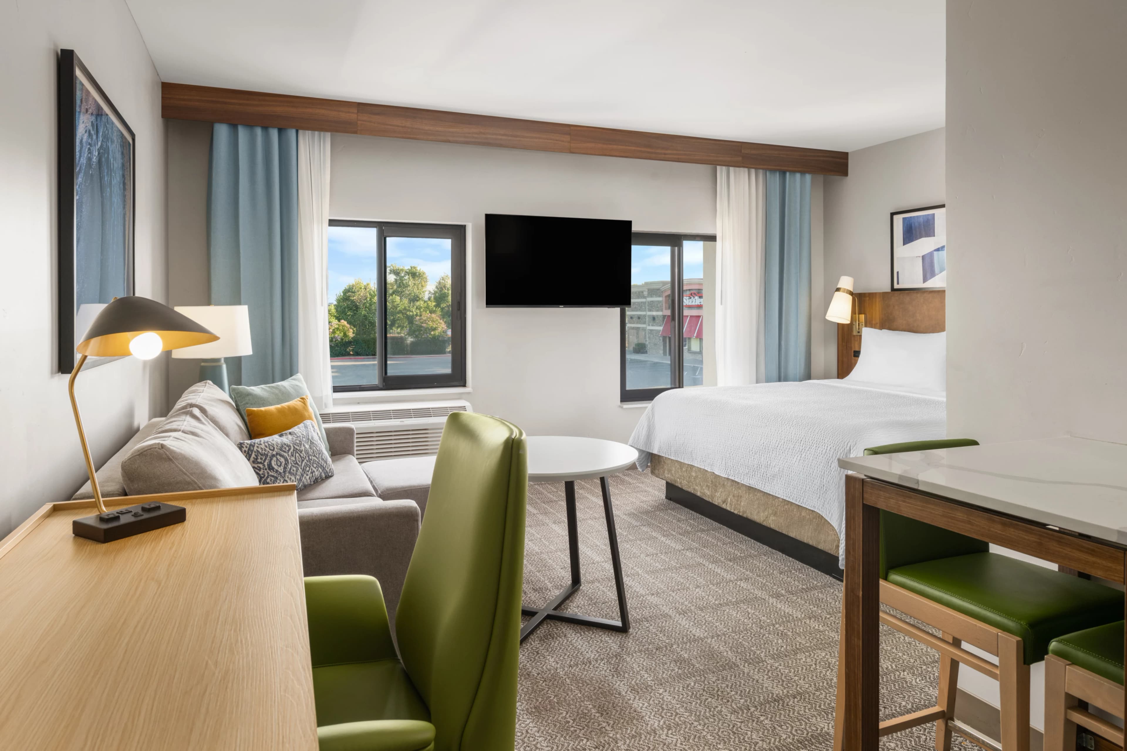Staybridge Suites Manteca - Lathrop Area — 9