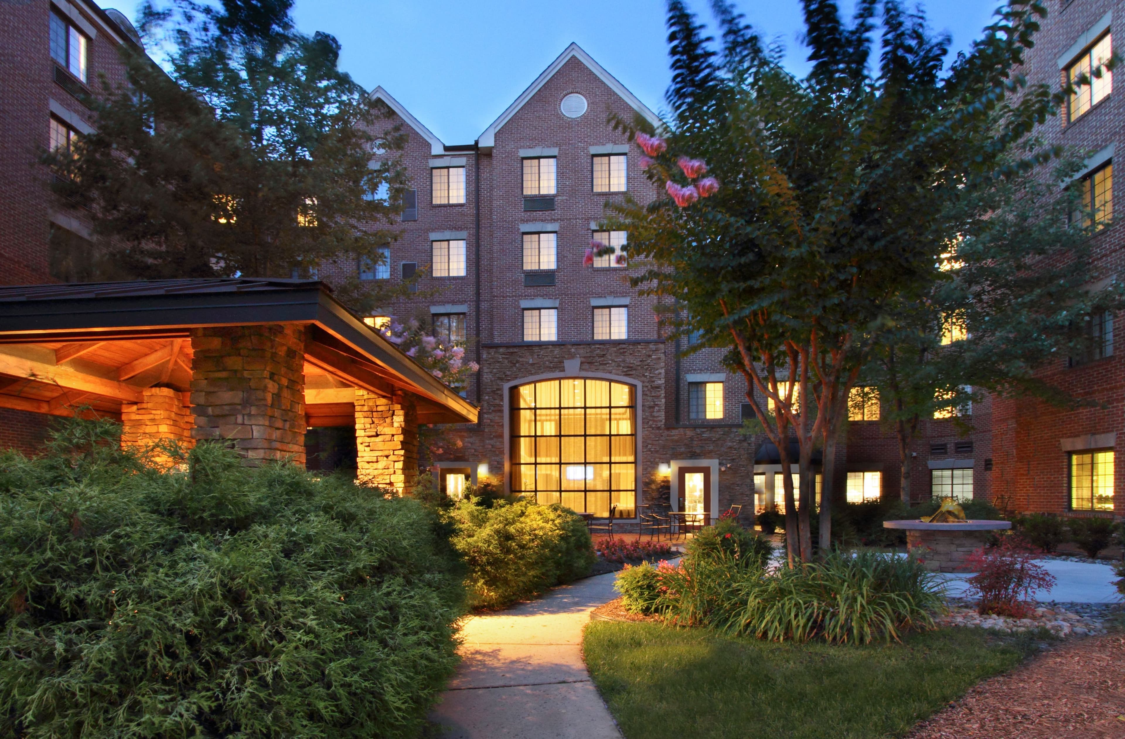 Staybridge Suites Tysons - McLean - Image 1