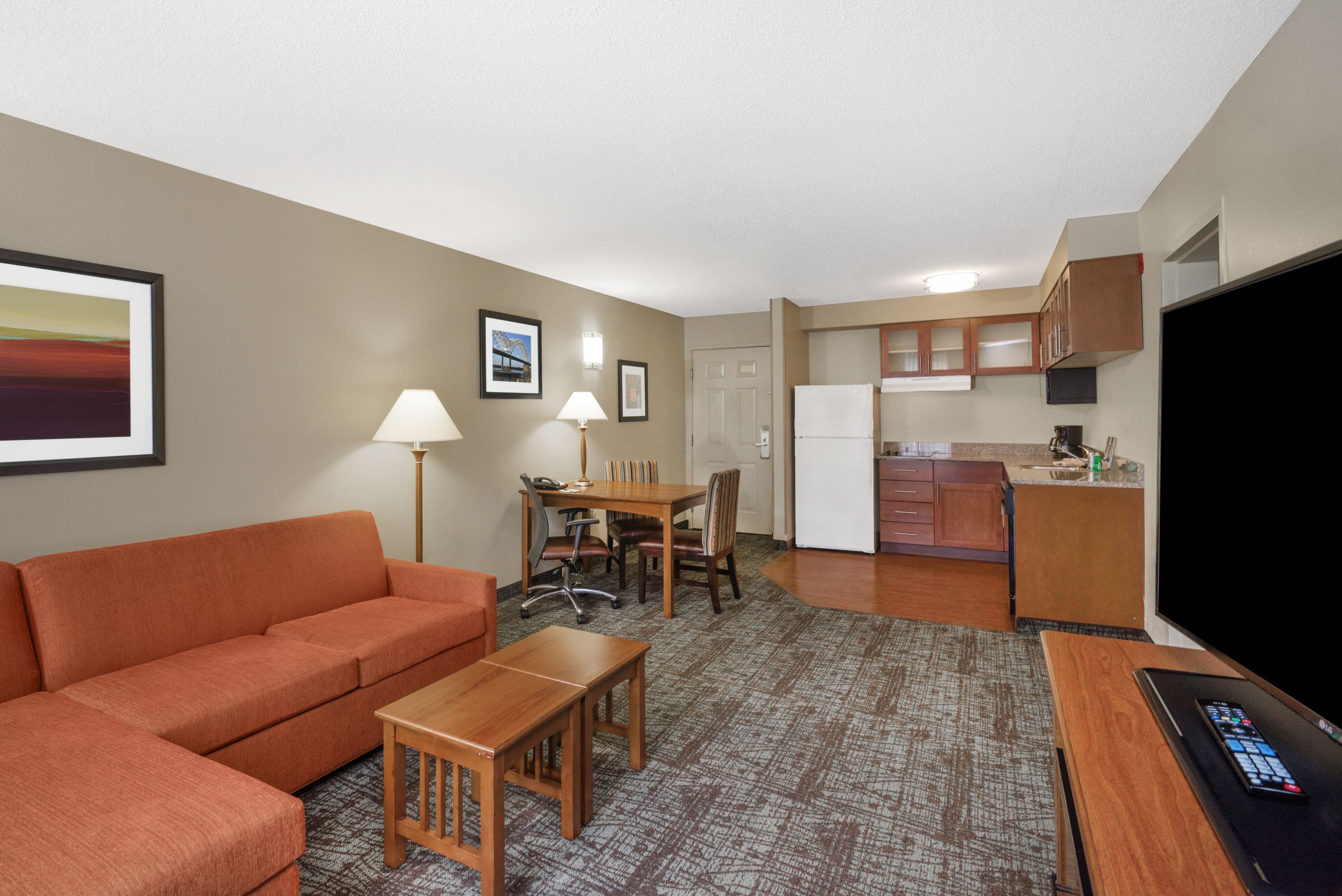Staybridge Suites Memphis-Poplar Ave East — 15