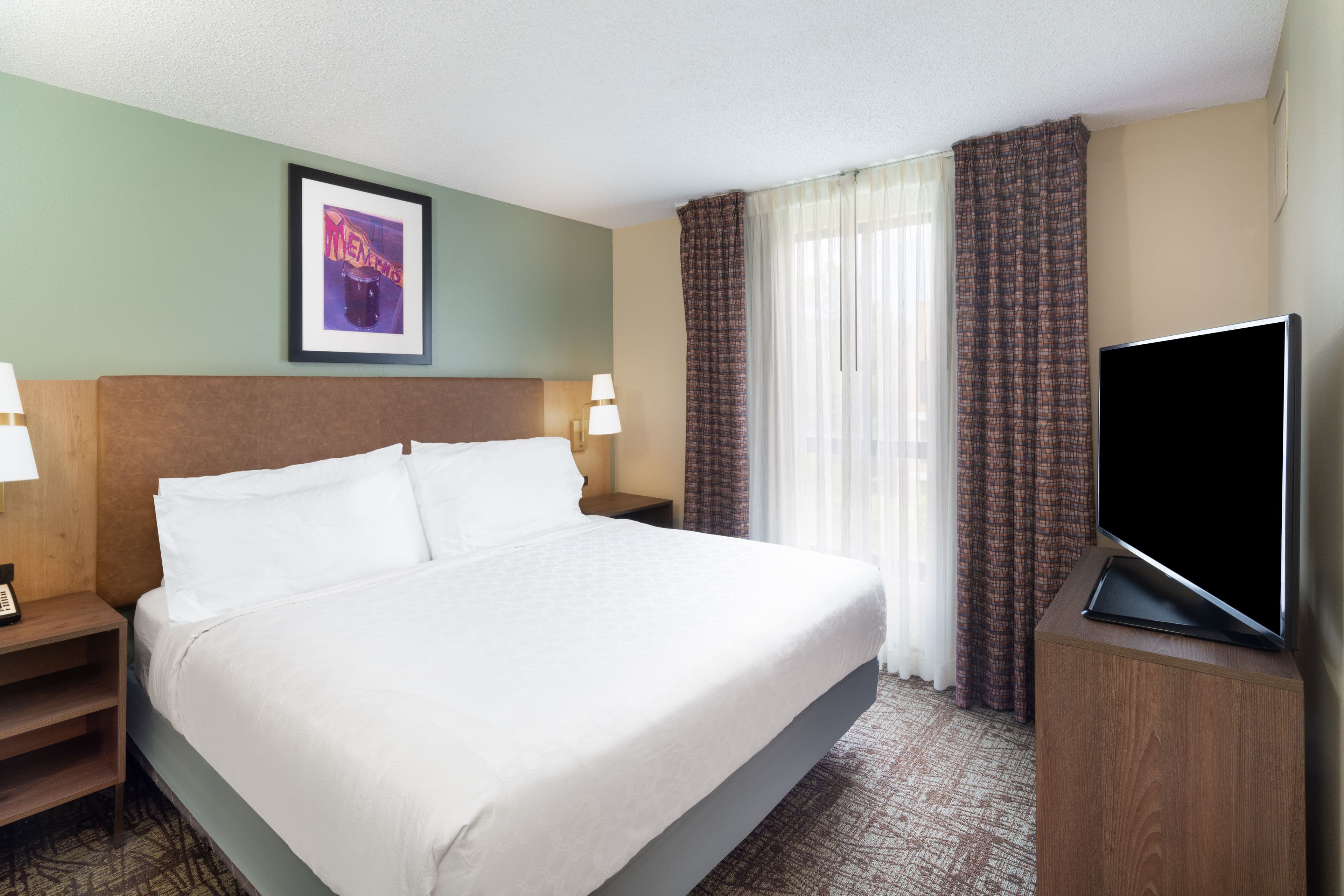Staybridge Suites Memphis-Poplar Ave East — 13